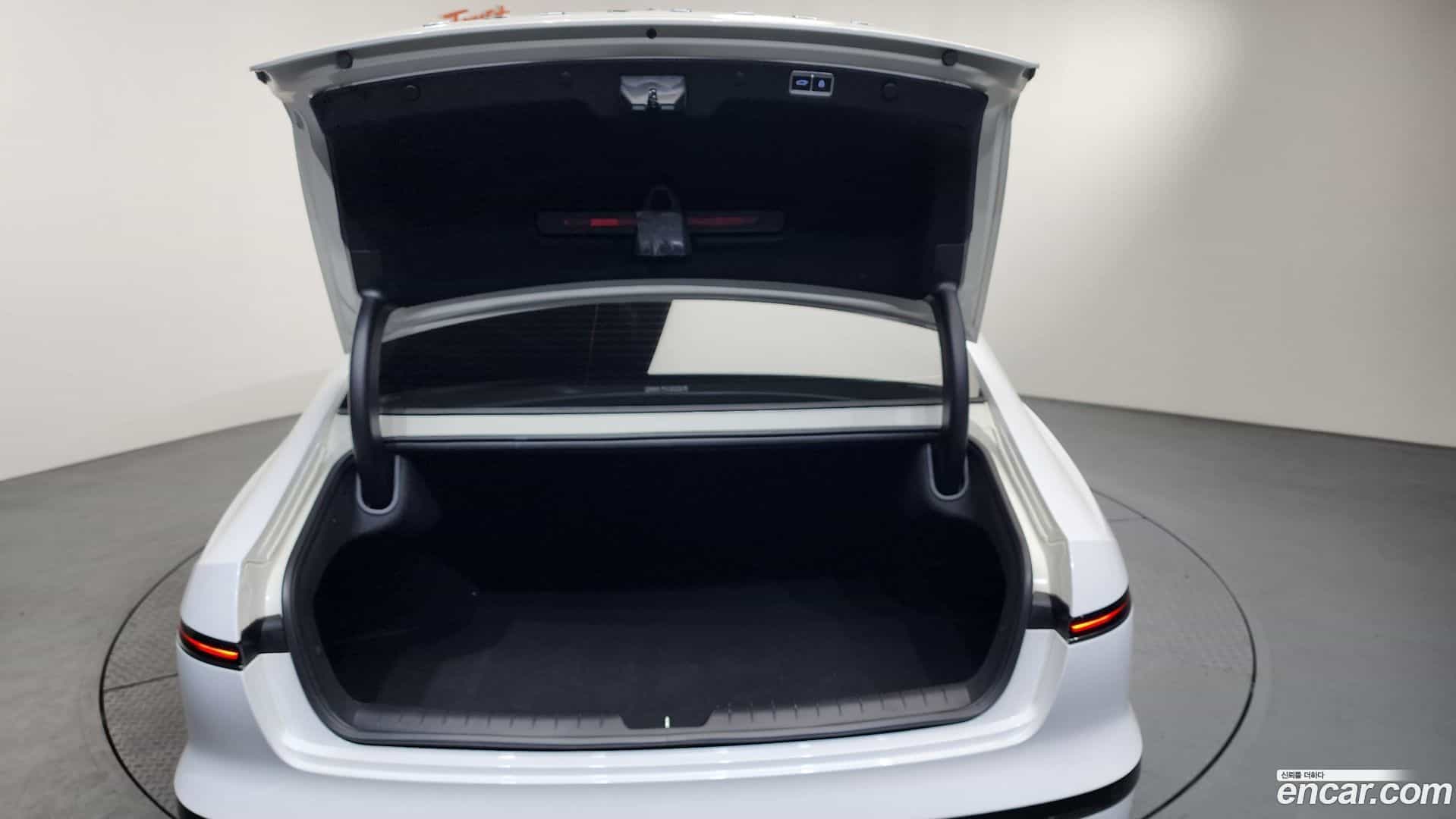 Grandeur Hyundai 2024.2-OPTION-024