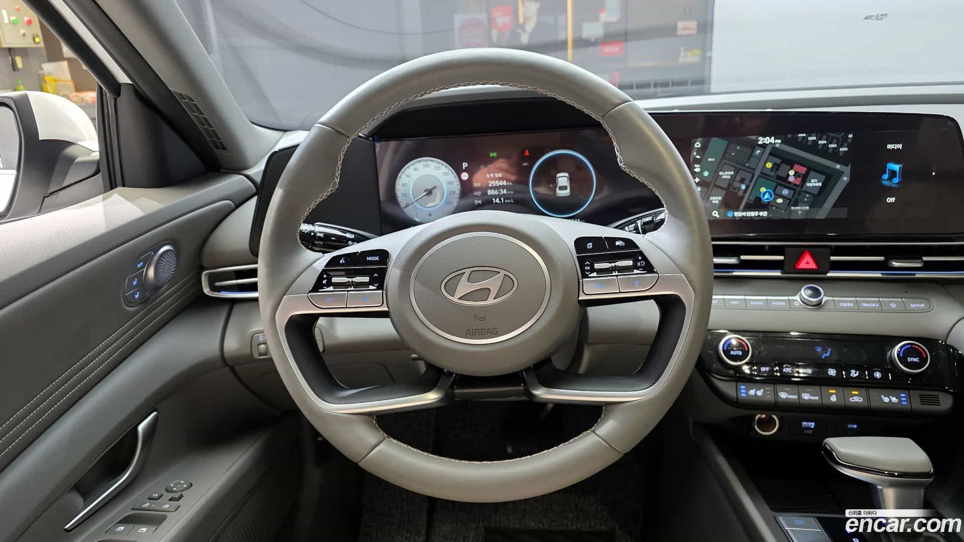 AVANTE Hyundai 2024.6-OPTION-017