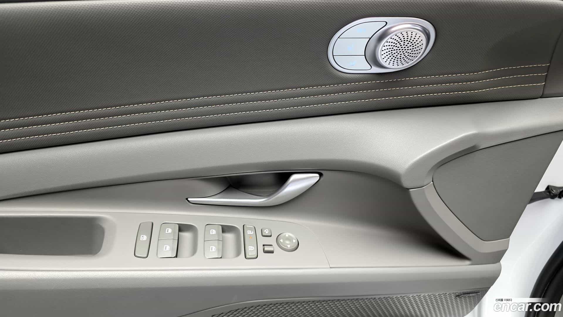 AVANTE Hyundai 2024.6-OPTION-018