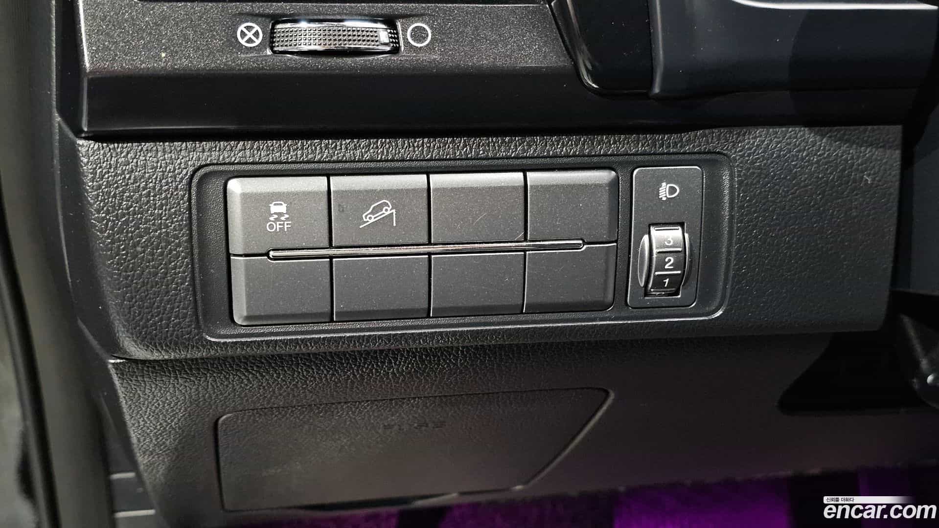 Rexton KG Mobility 2019.8-OPTION-018