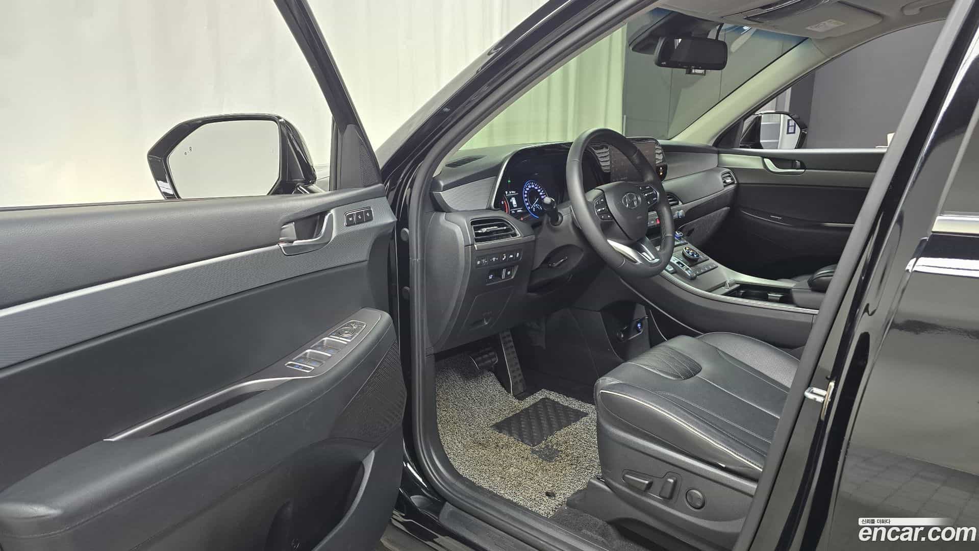 Palisade Hyundai 2021.1-INNER-010