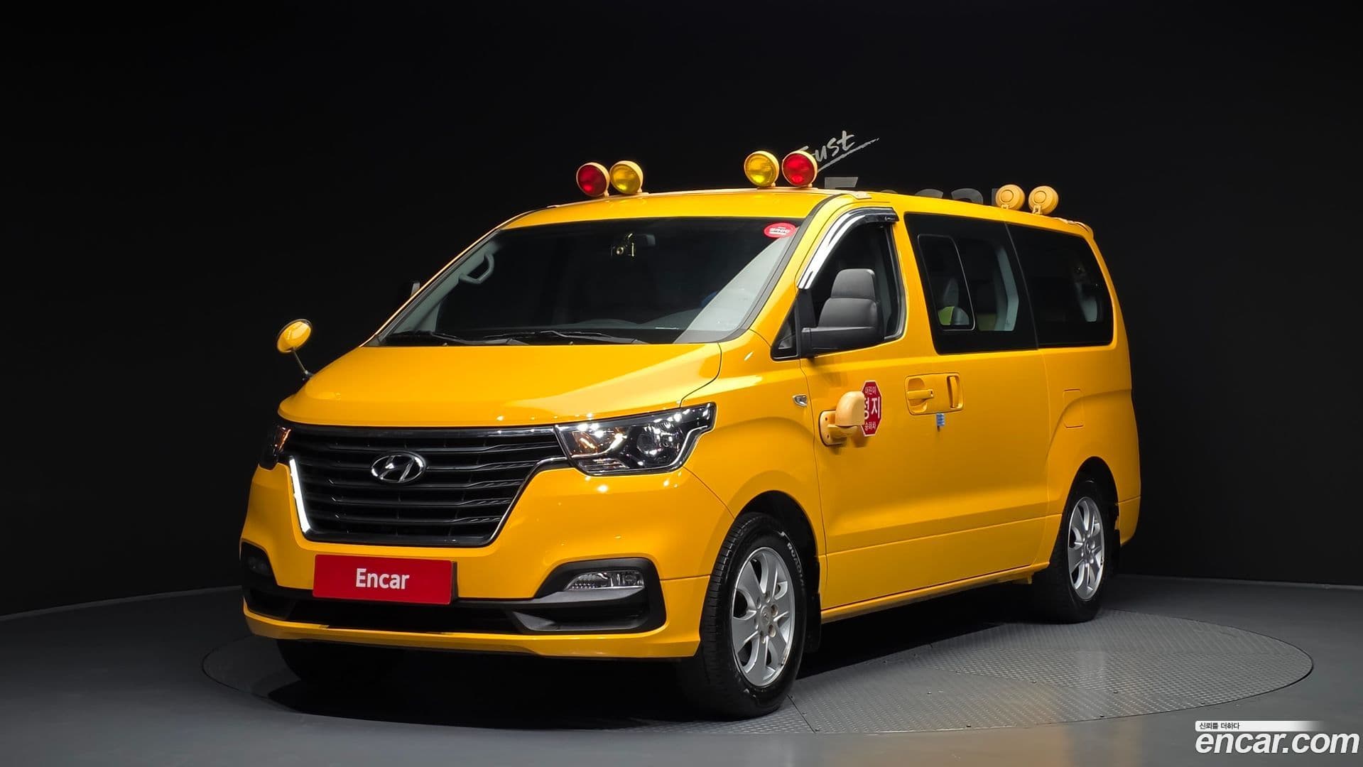 Main__Slider__Photo:Starex Hyundai 2019.8-0