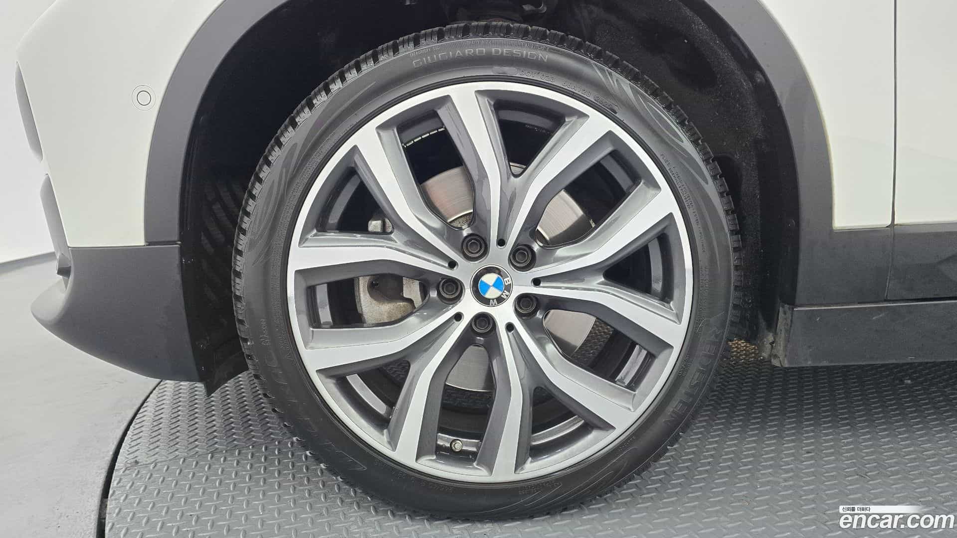 X2 (F39) BMW 2022.3-OUTER-005