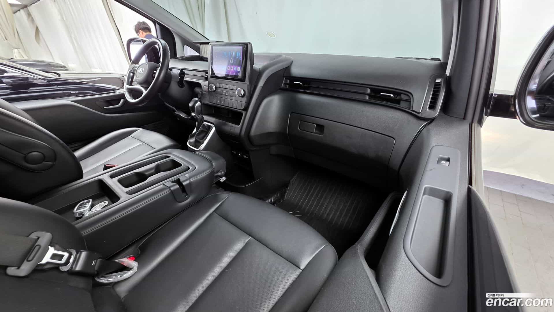 Staria Hyundai 2022.0-INNER-007