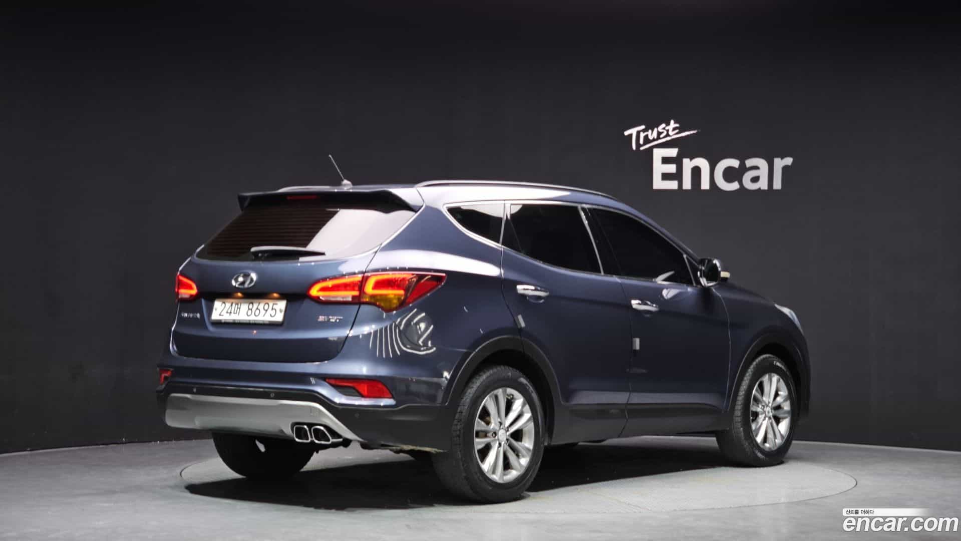 Santafe Hyundai 2016.11-OUTER-002