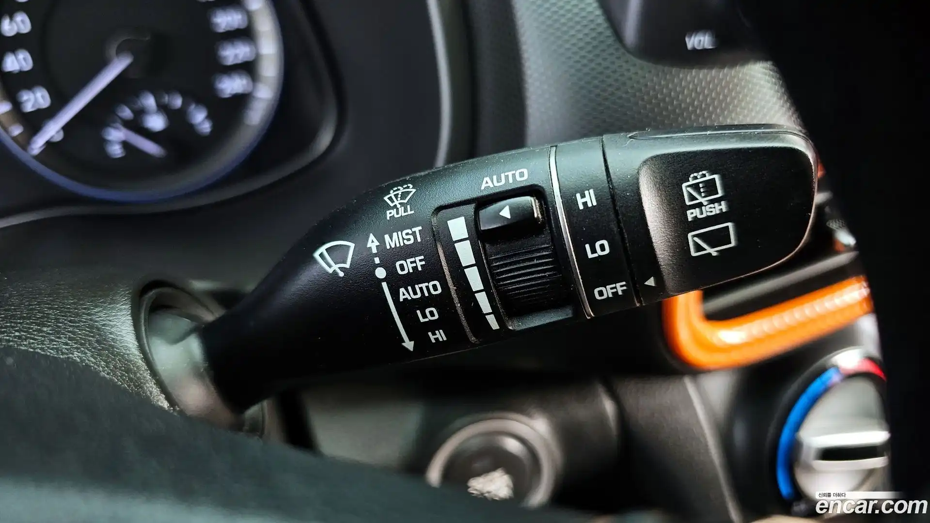 Kona Hyundai 2018.7-OPTION-023