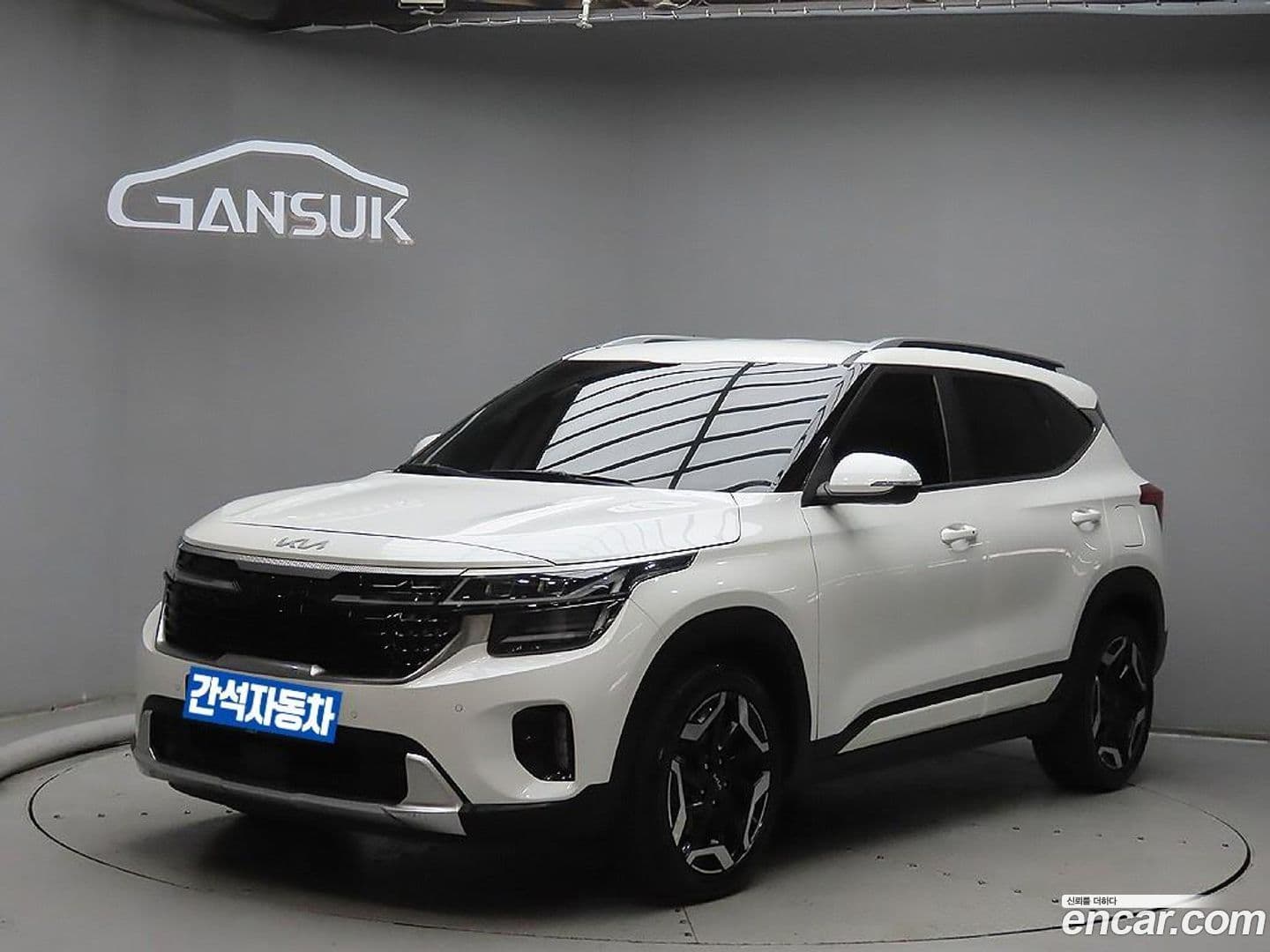 Main__Slider__Photo:Seltos Kia 2022.8-0