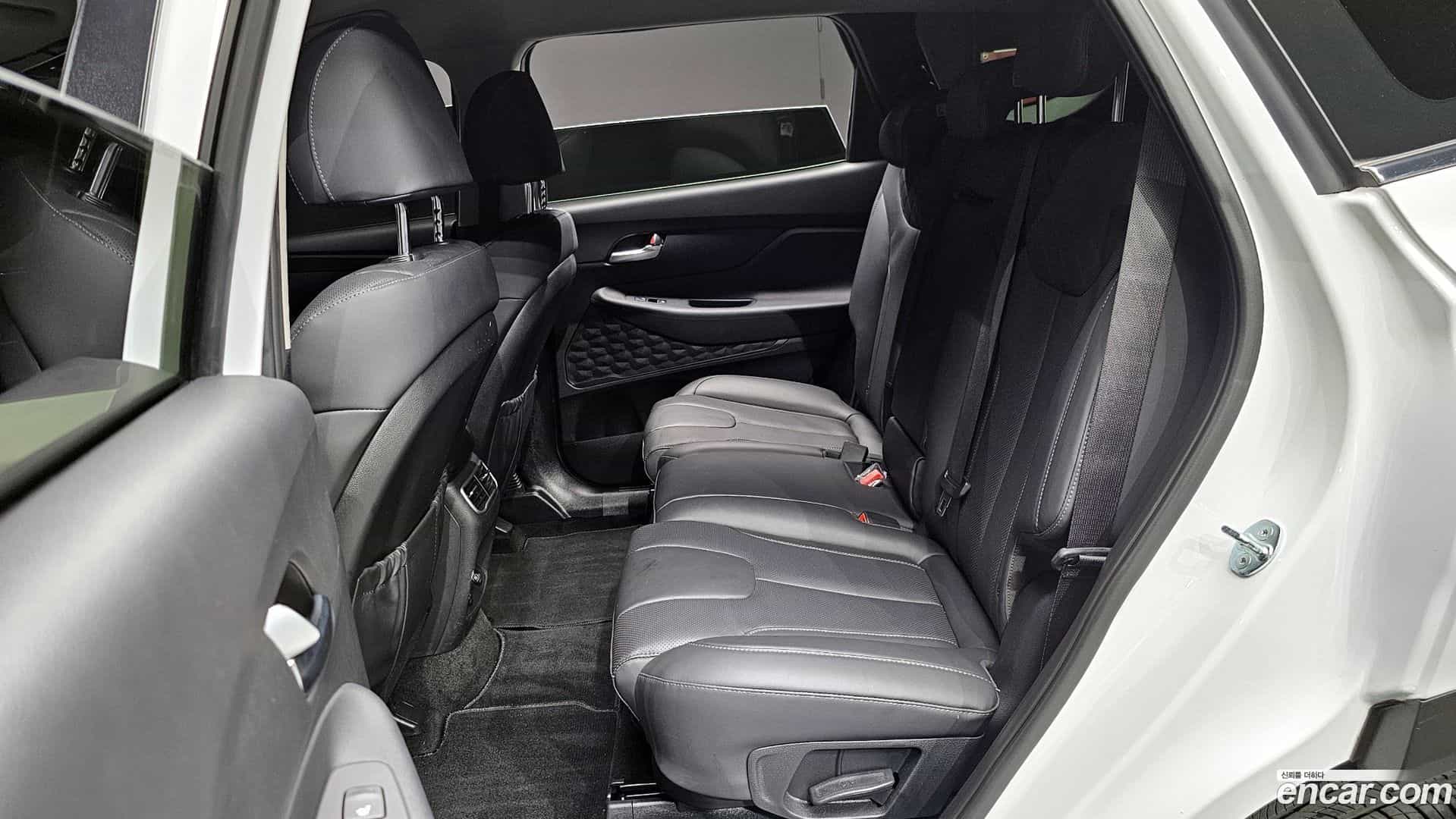 Santafe Hyundai 2023.6-OPTION-016