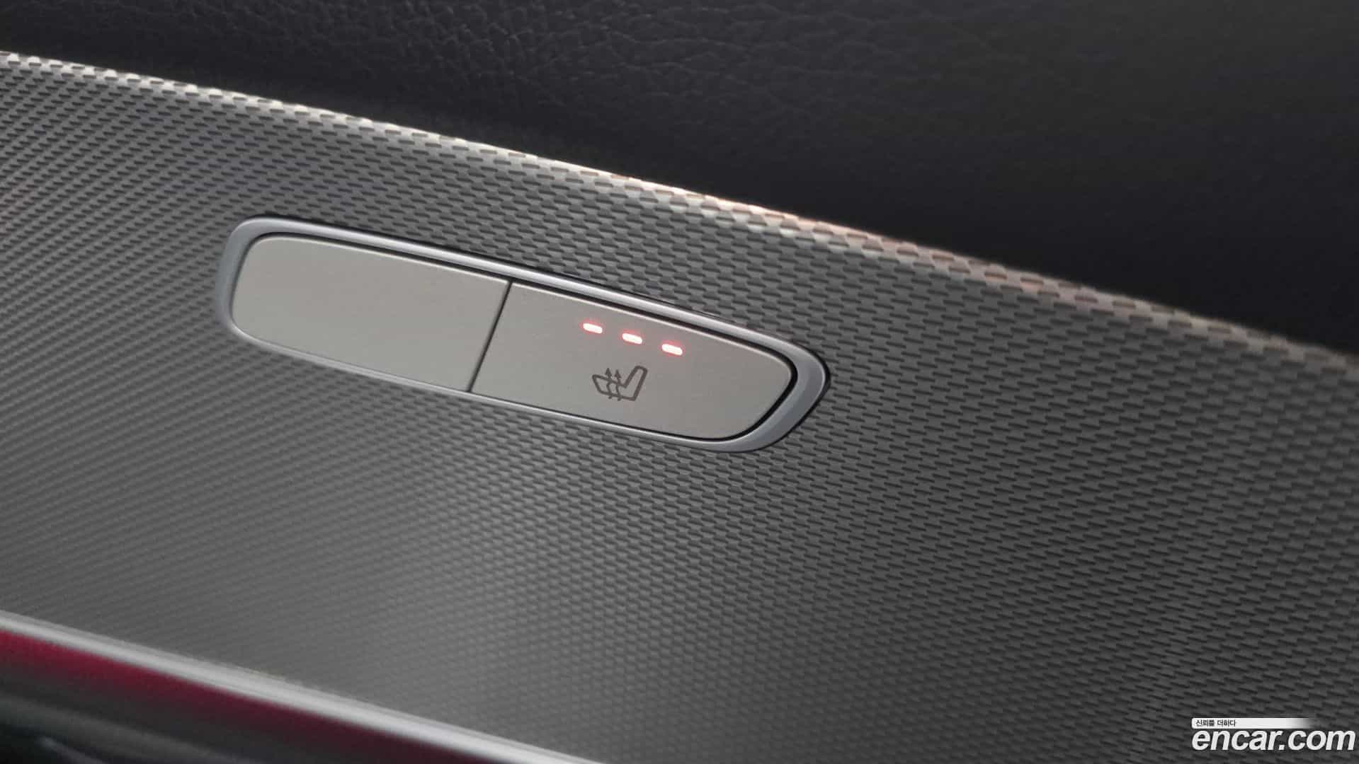 E-Class Mercedes-Benz 2019.0-OPTION-023