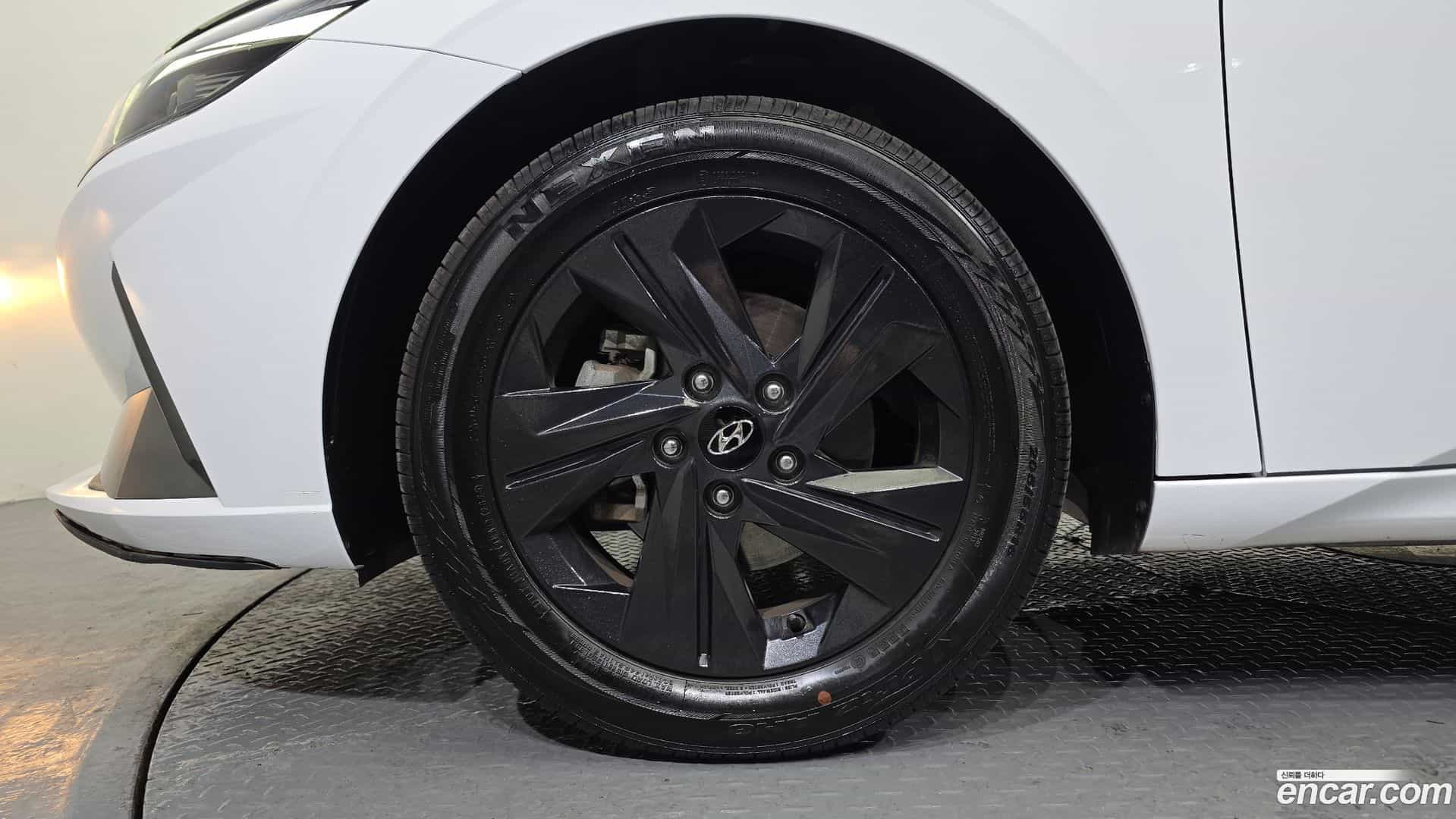 AVANTE Hyundai 2022.4-OUTER-005