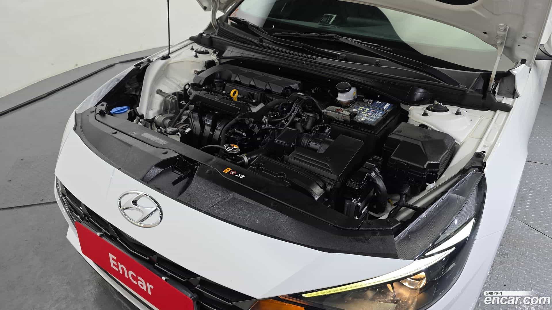 AVANTE Hyundai 2022.4-OUTER-006