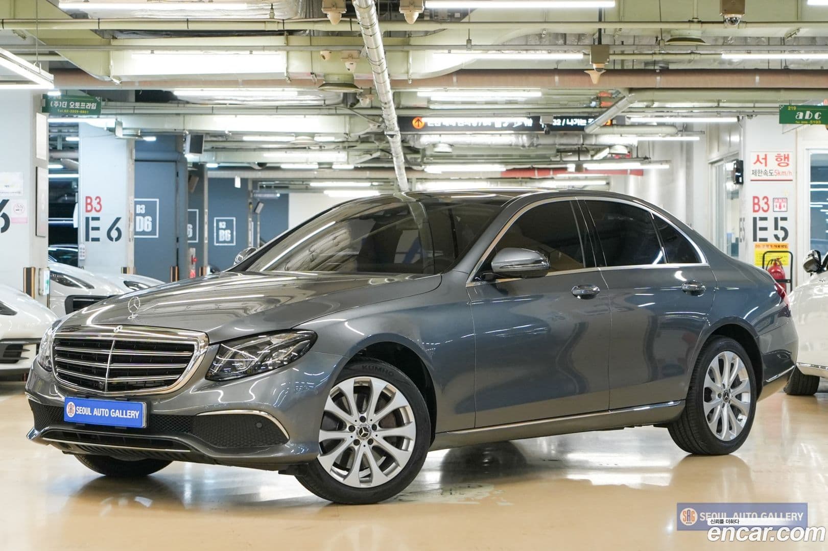 Main__Slider__Photo:E-Class Mercedes-Benz 2019.2-0