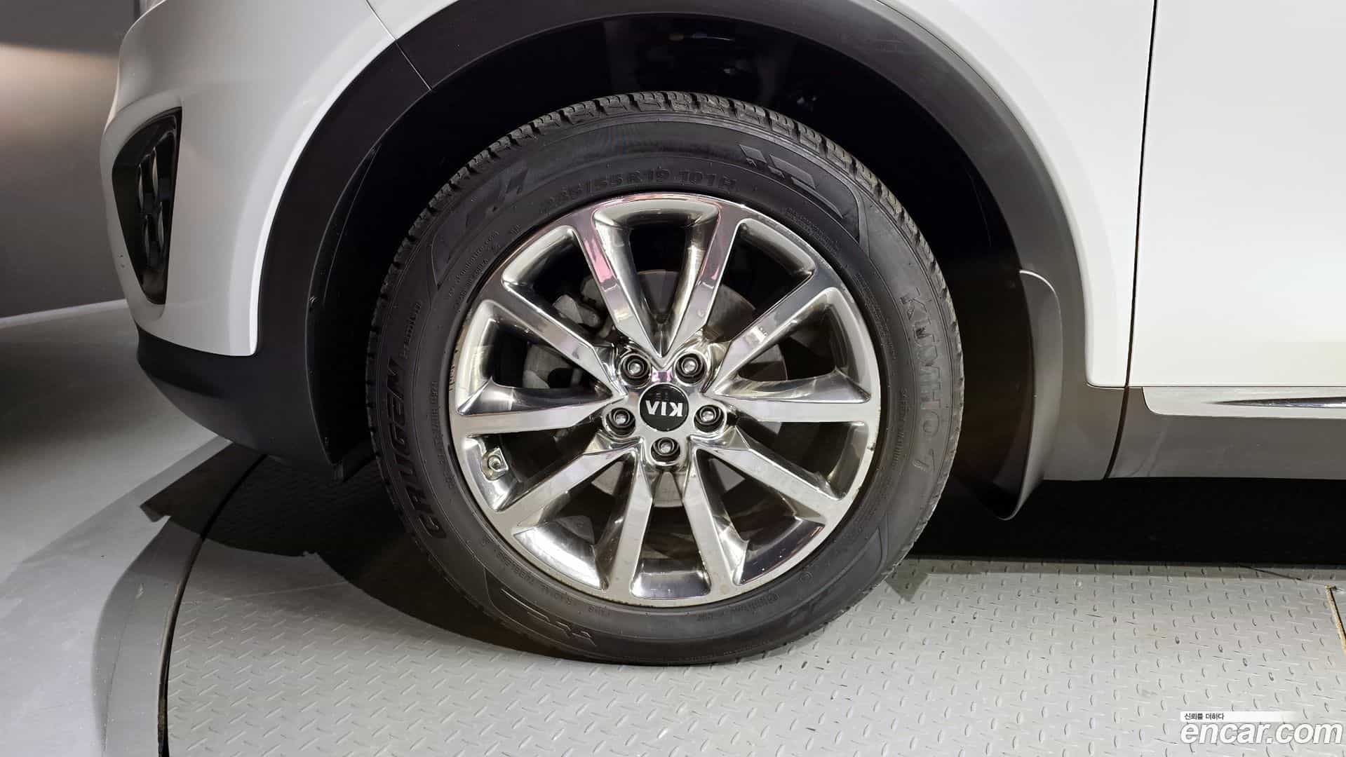Sorento Kia 2017.4-OUTER-005