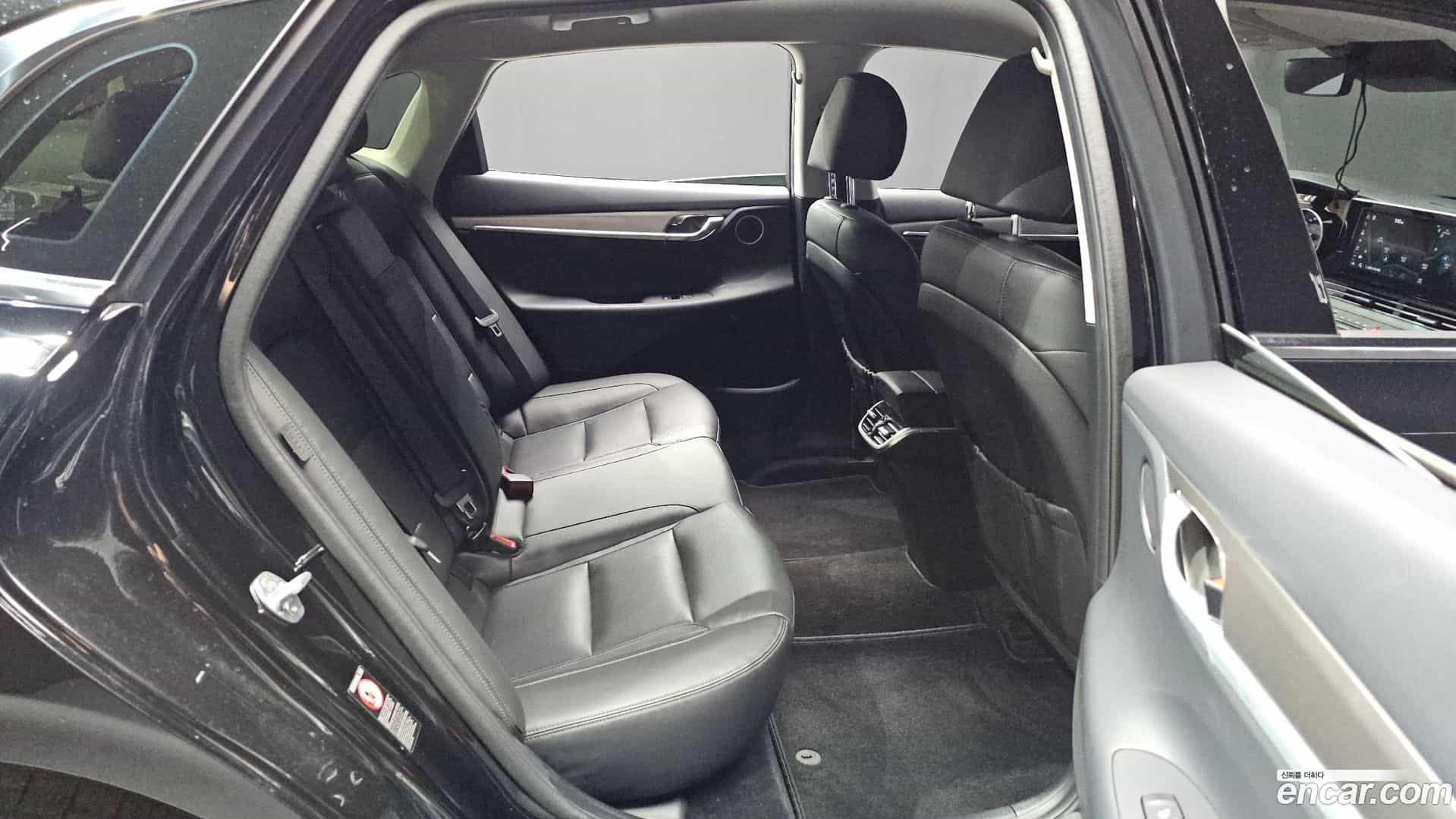 Grandeur Hyundai 2020.1-OPTION-016