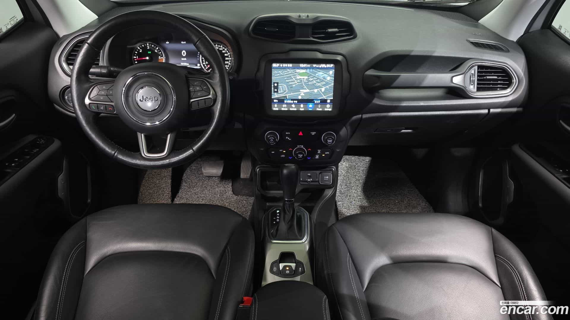 Renegade Jeep 2020.4-INNER-007