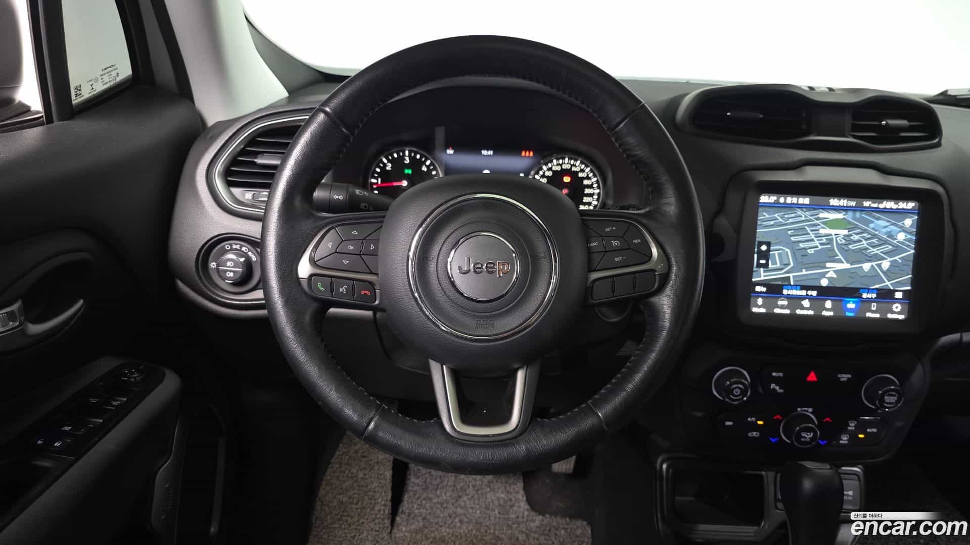 Renegade Jeep 2020.4-OPTION-017