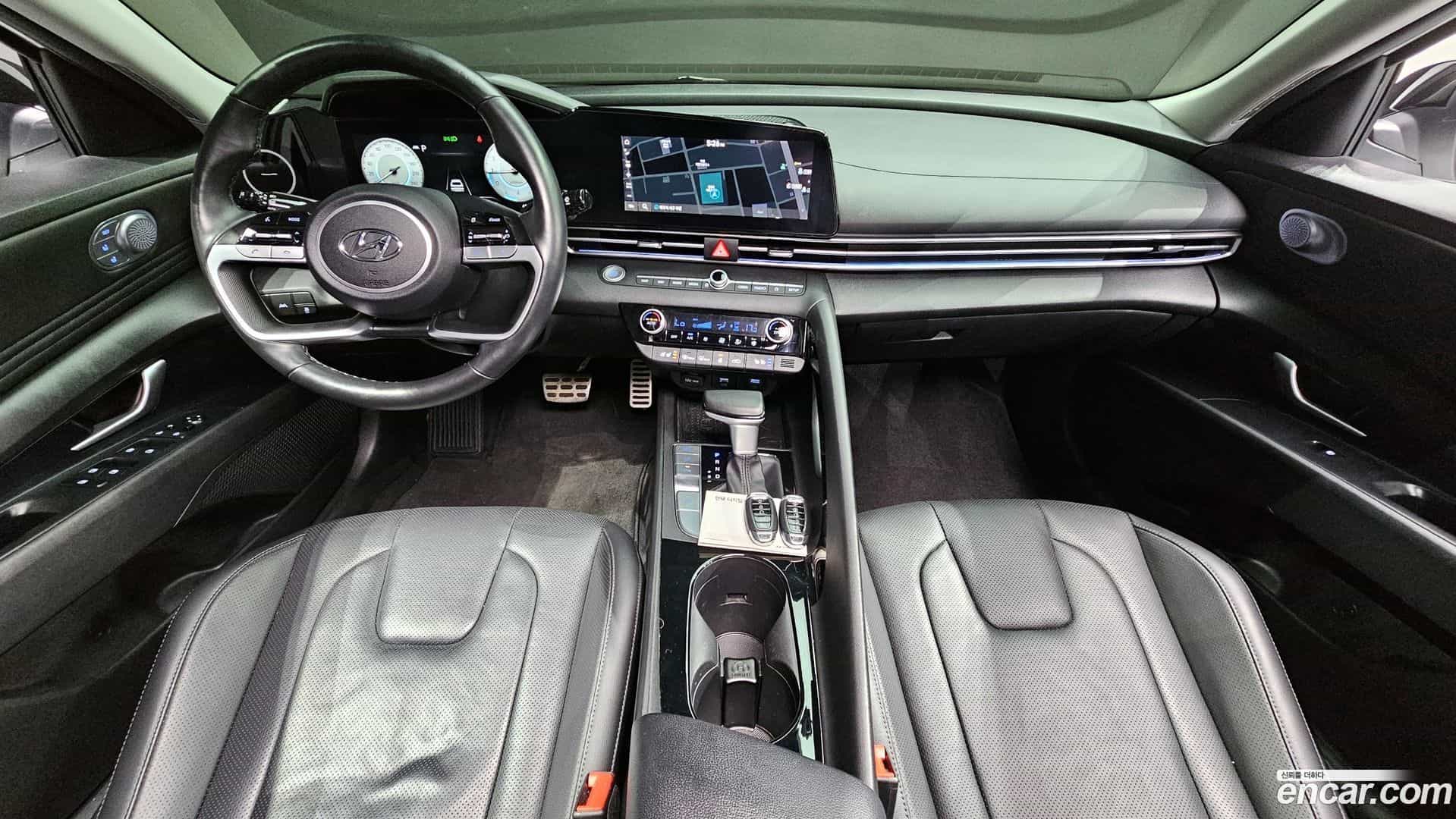 AVANTE Hyundai 2020.6-INNER-009