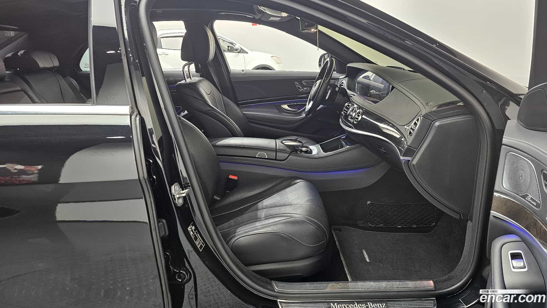S-Class Mercedes-Benz 2019.9-OPTION-015