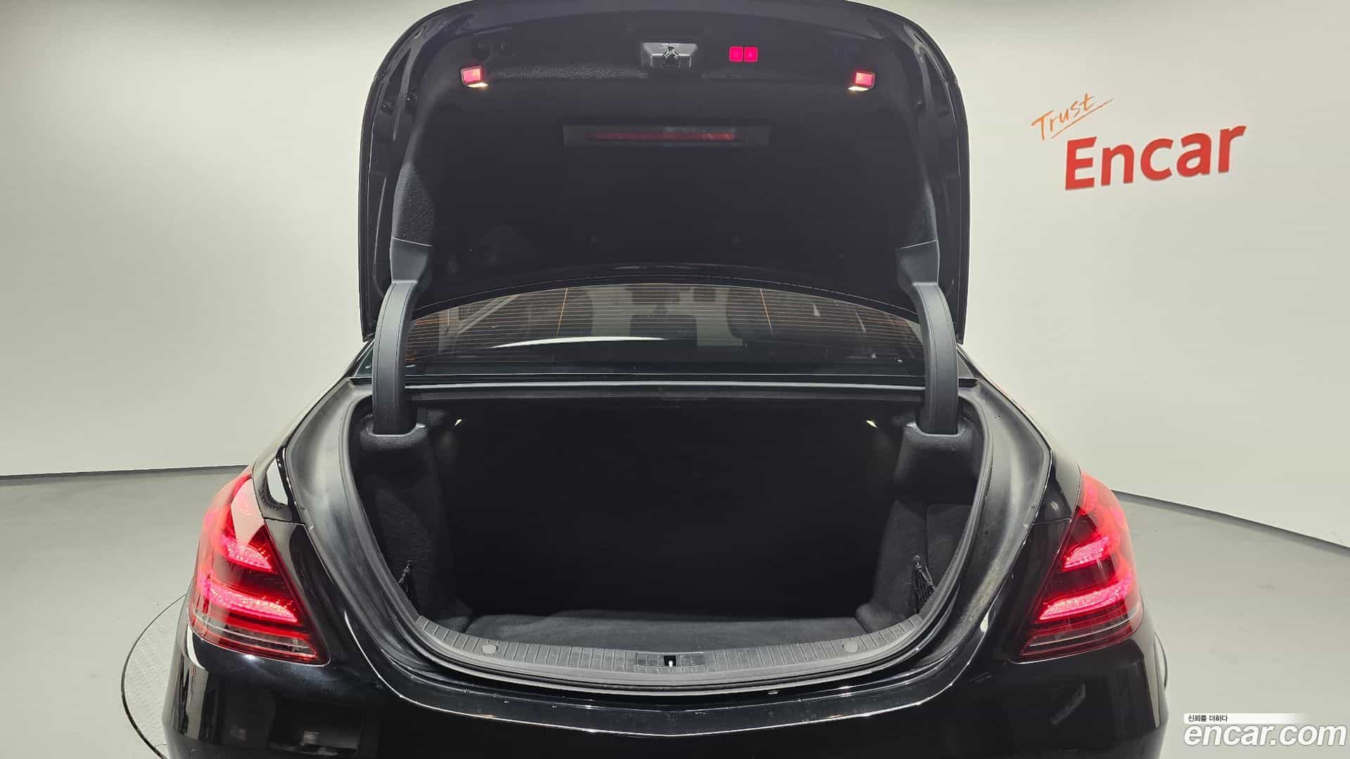 S-Class Mercedes-Benz 2019.9-OPTION-024