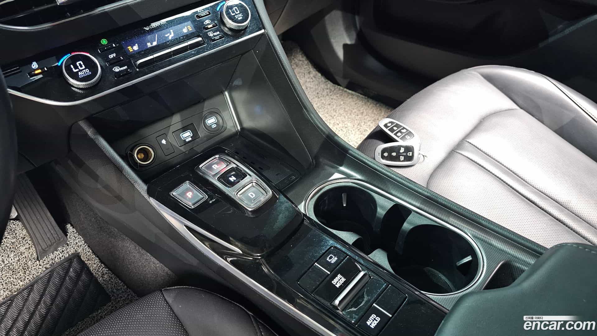 Sonata Hyundai 2019.5-INNER-009