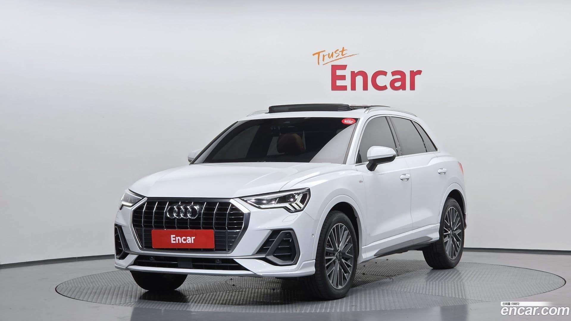 Main__Slider__Photo:Q3 Audi 2023.3-0