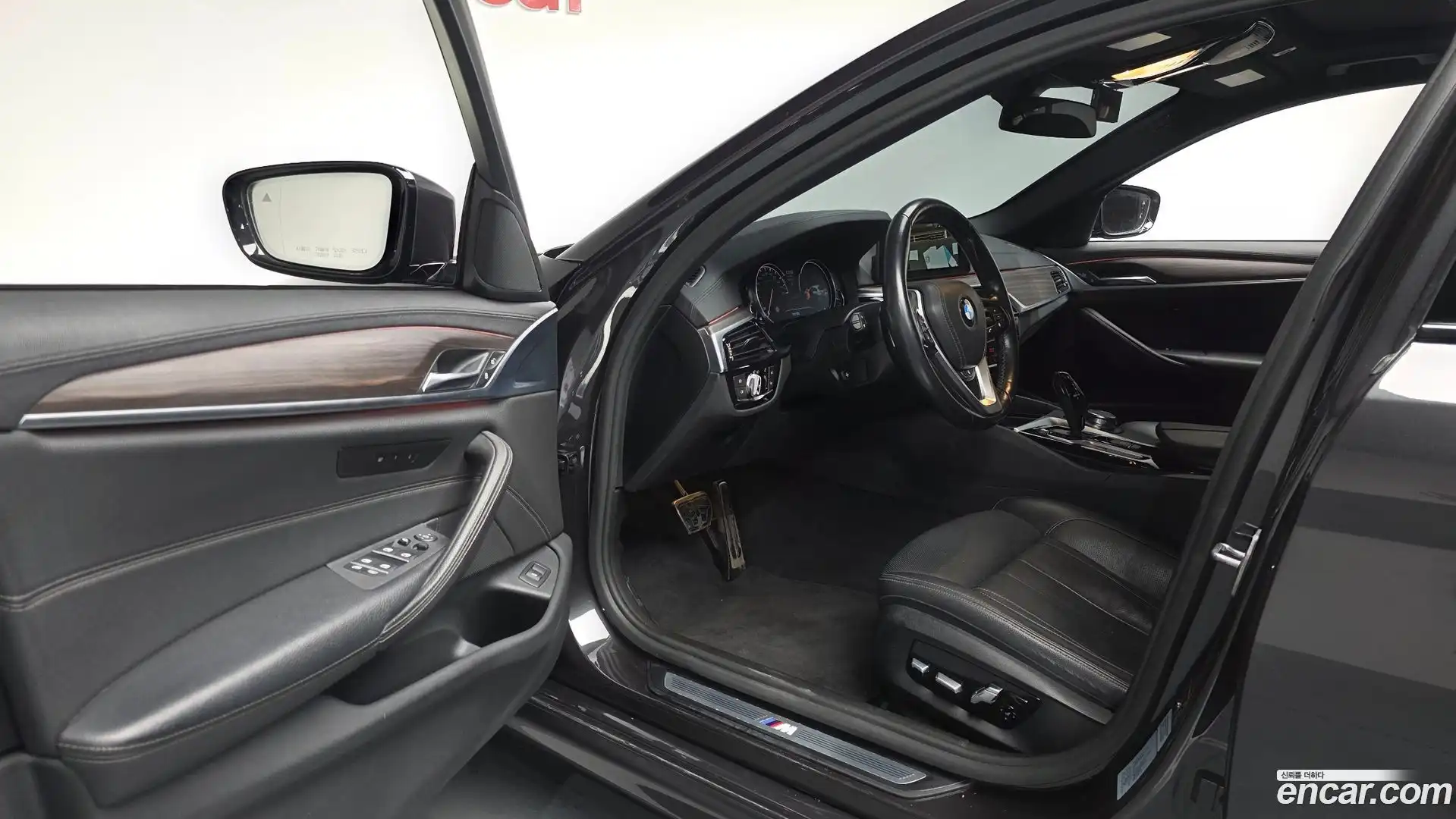 5-Series BMW 2017.4-OPTION-015