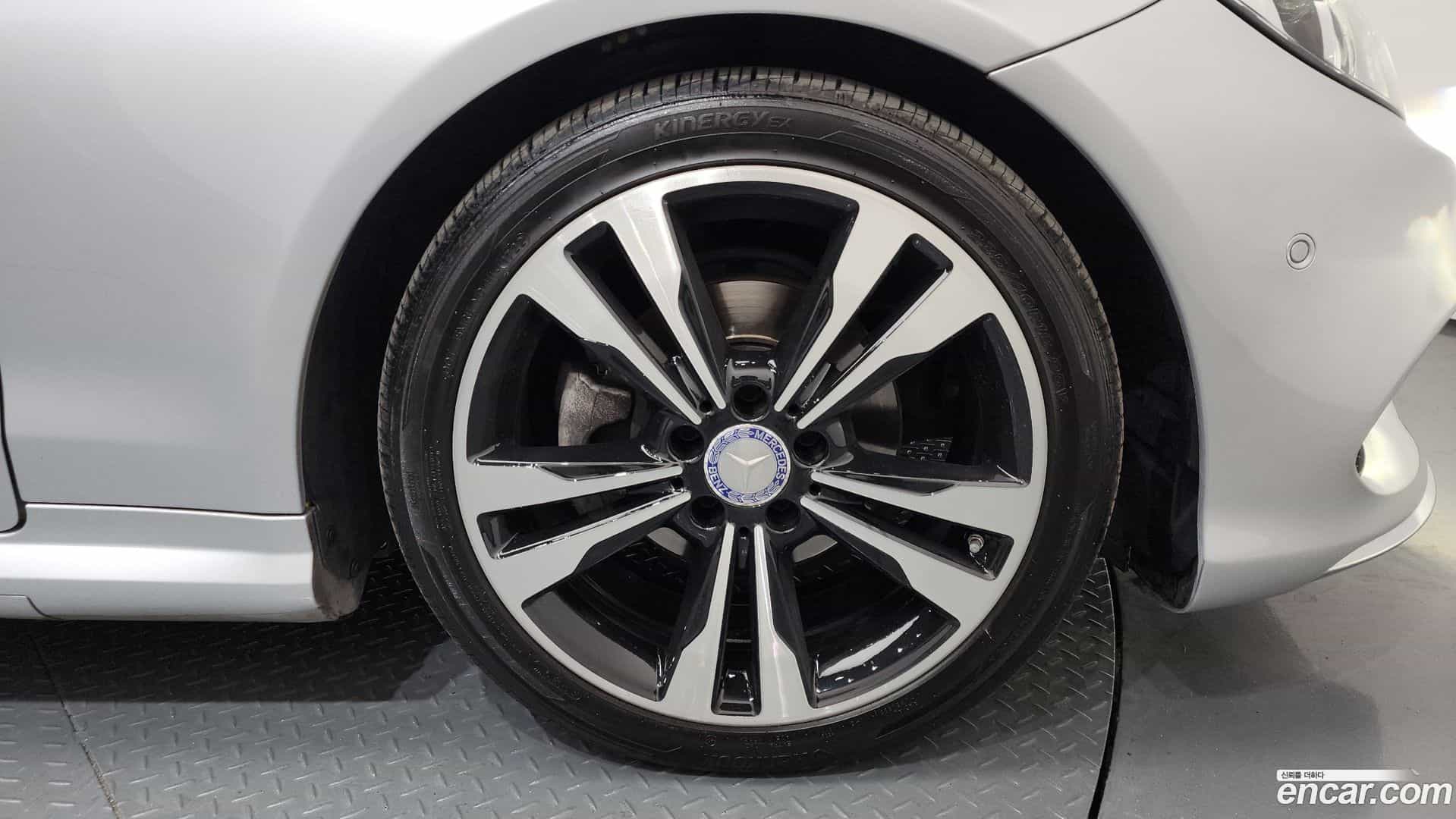 E-Class Mercedes-Benz 2016.11-OUTER-005