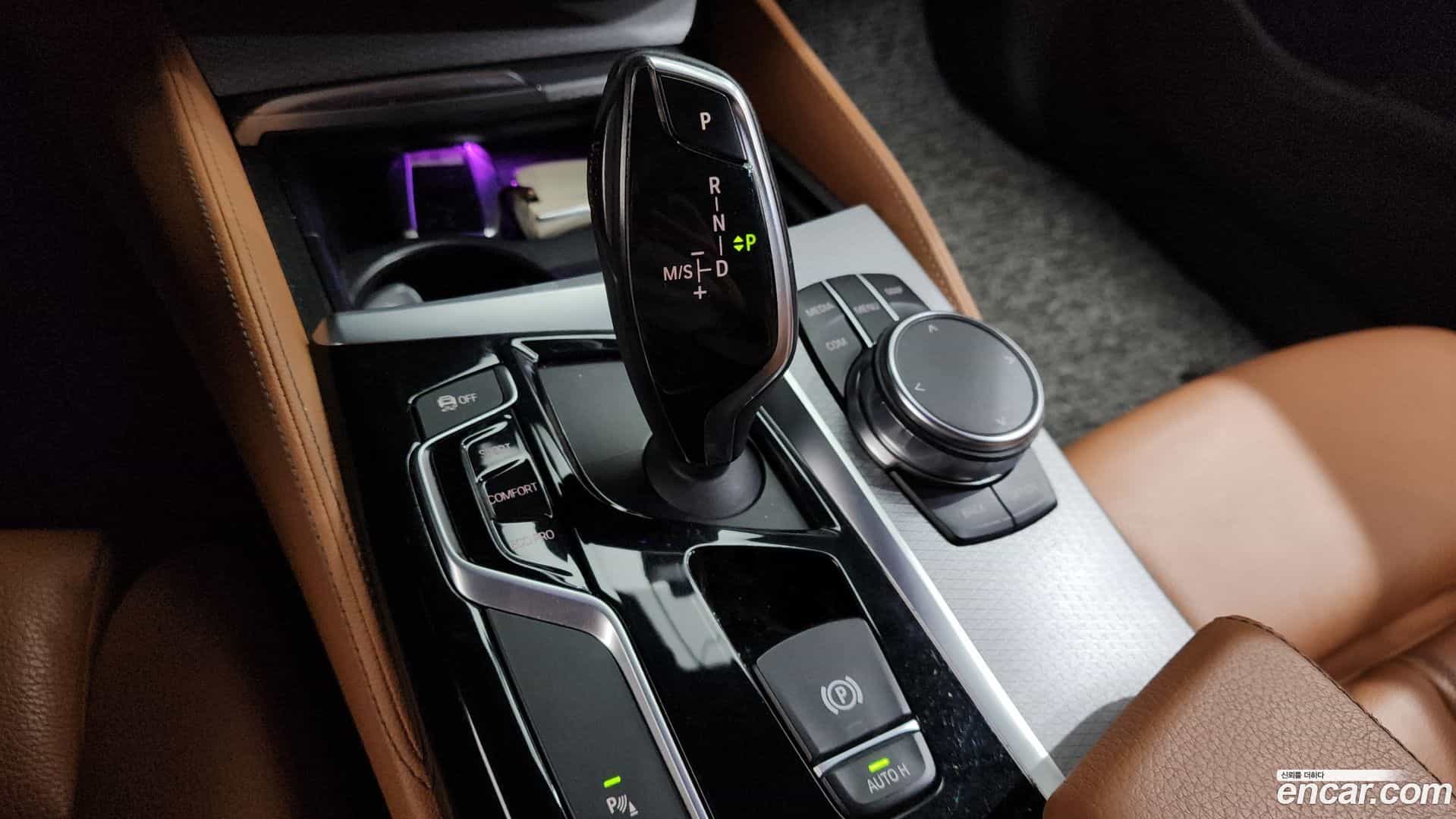 5-Series BMW 2018.3-INNER-009