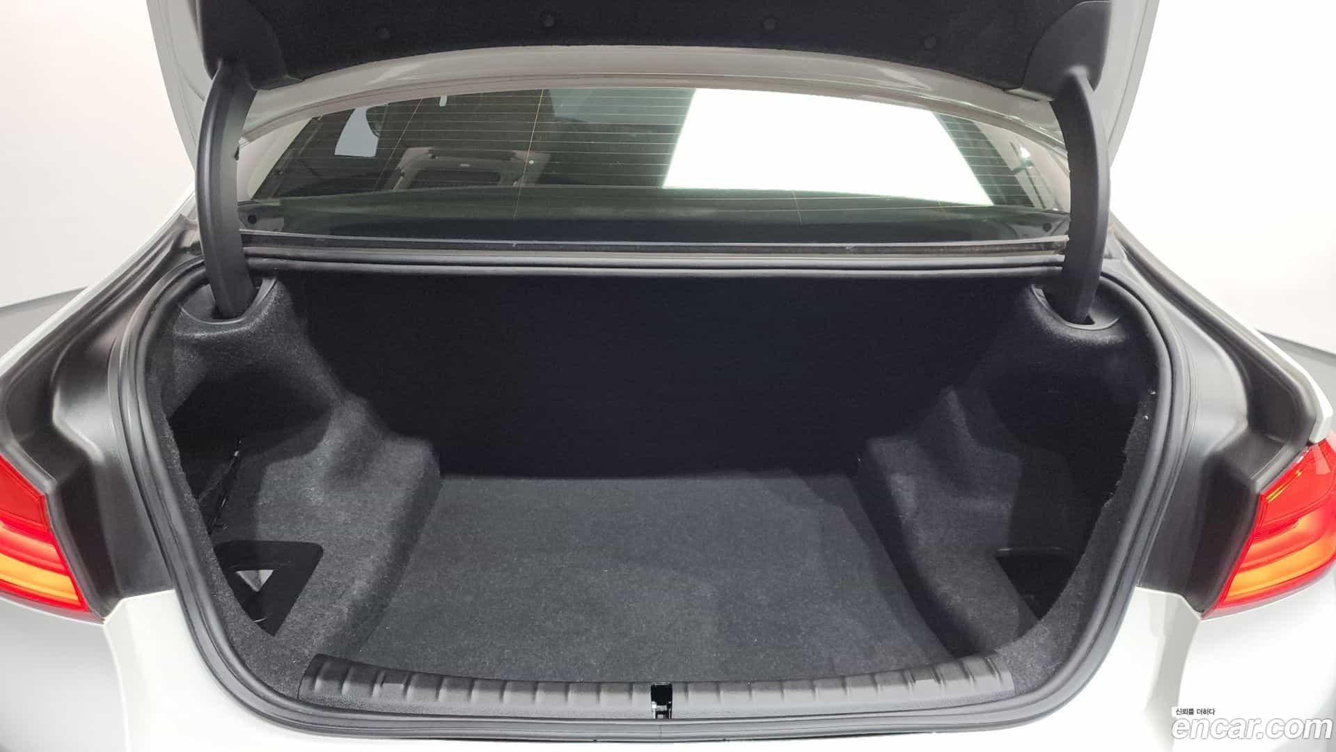 5-Series BMW 2018.3-OPTION-024