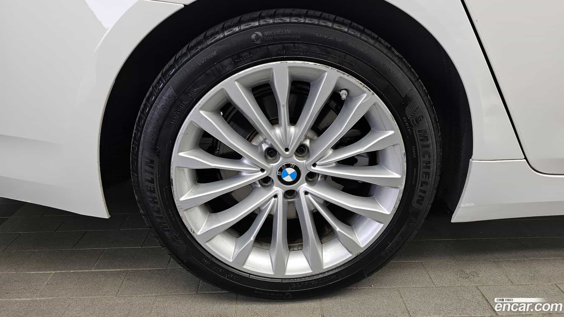 5-Series BMW 2021.0-OUTER-005