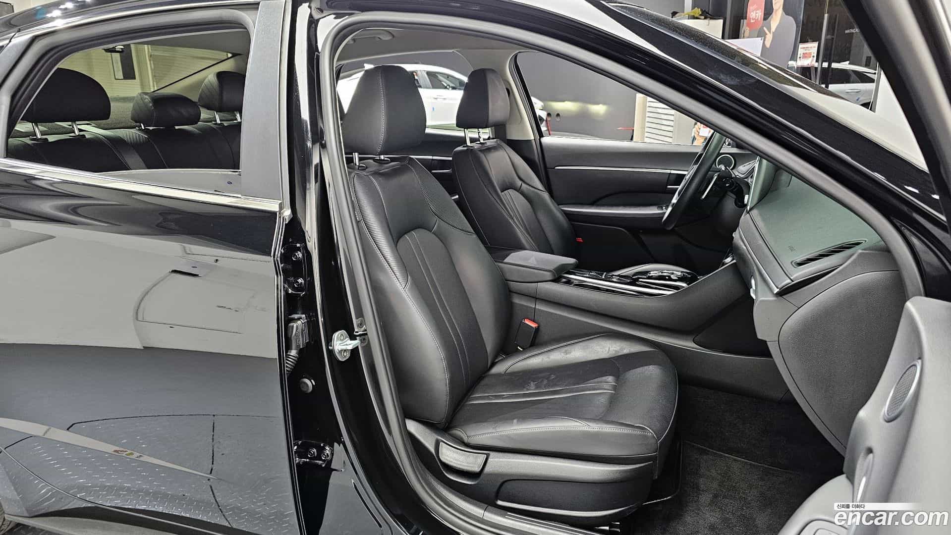 Sonata Hyundai 2019.8-OPTION-016
