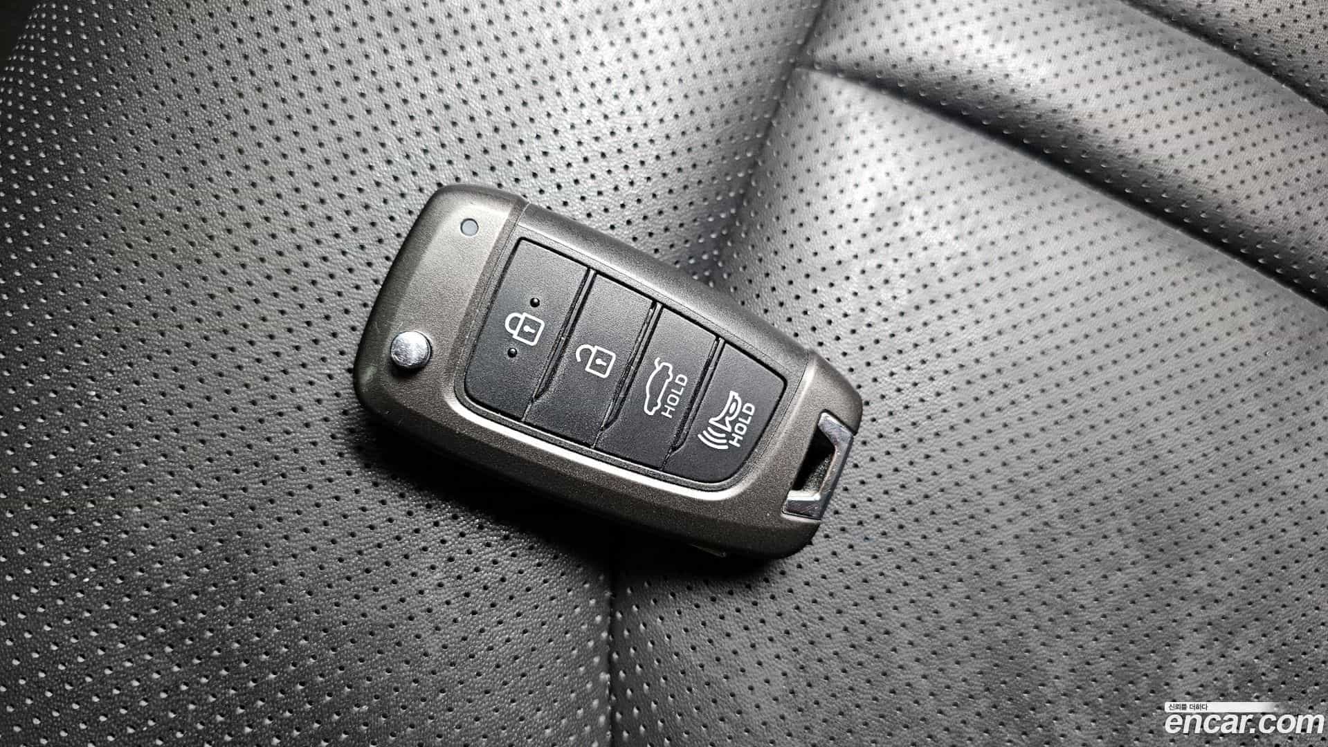 Sonata Hyundai 2019.8-OPTION-023
