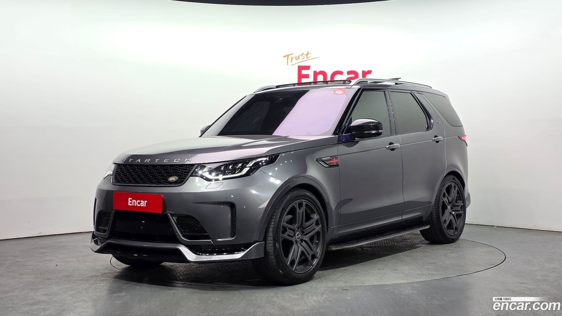 Main__Slider__Photo:Discovery Land Rover 2018.8-0