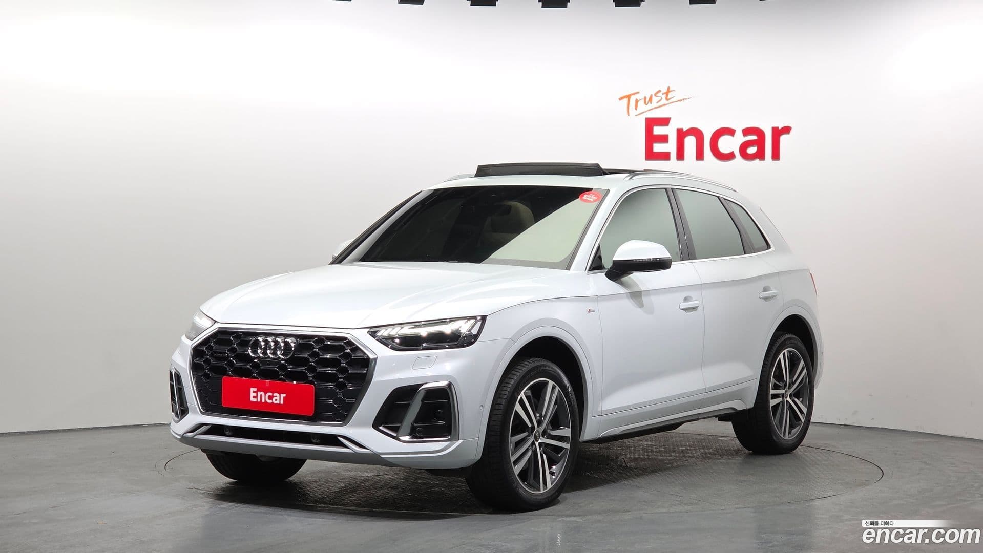 Main__Slider__Photo:Q5 Audi 2023.5-0