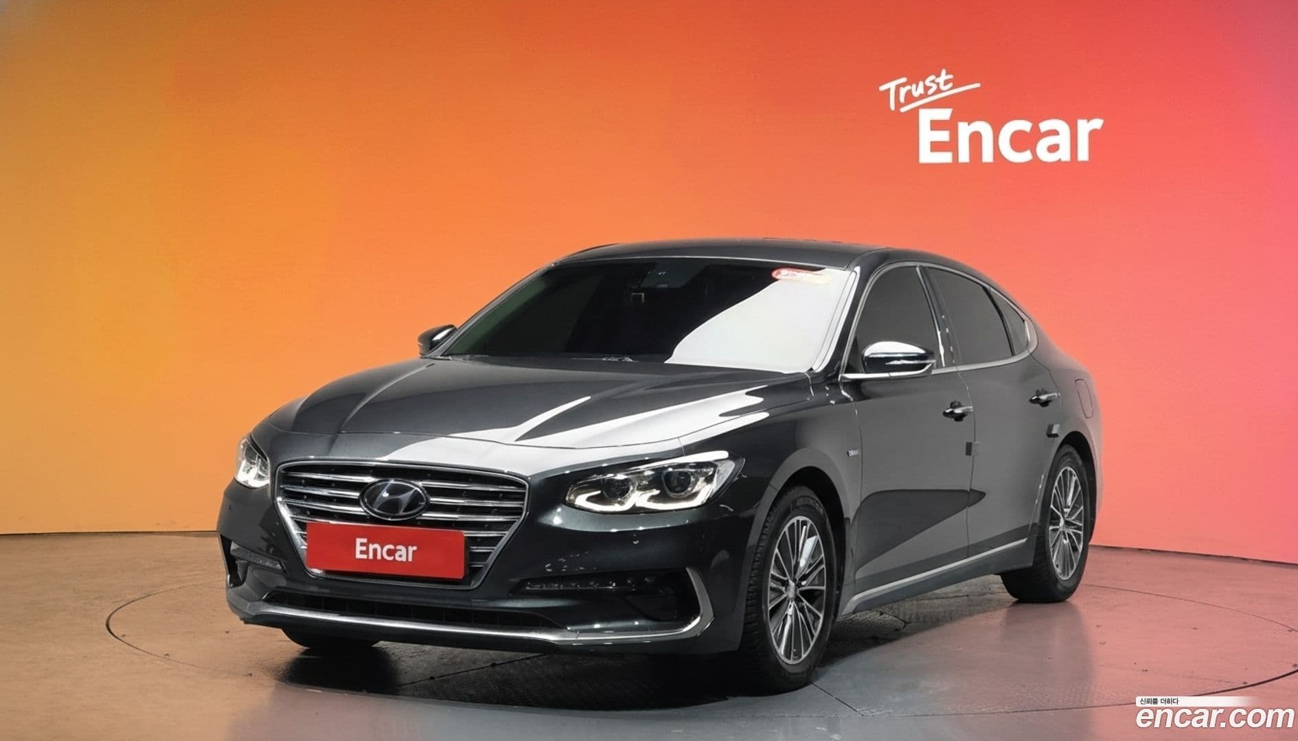 Main__Slider__Photo:Grandeur Hyundai 2019.3-0