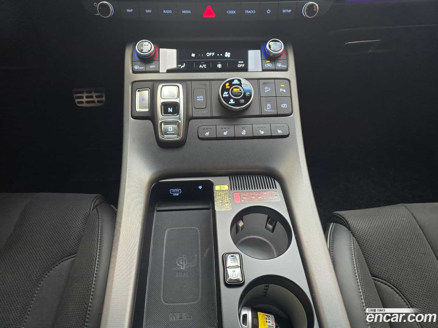 Palisade Hyundai 2024.2-INNER-008