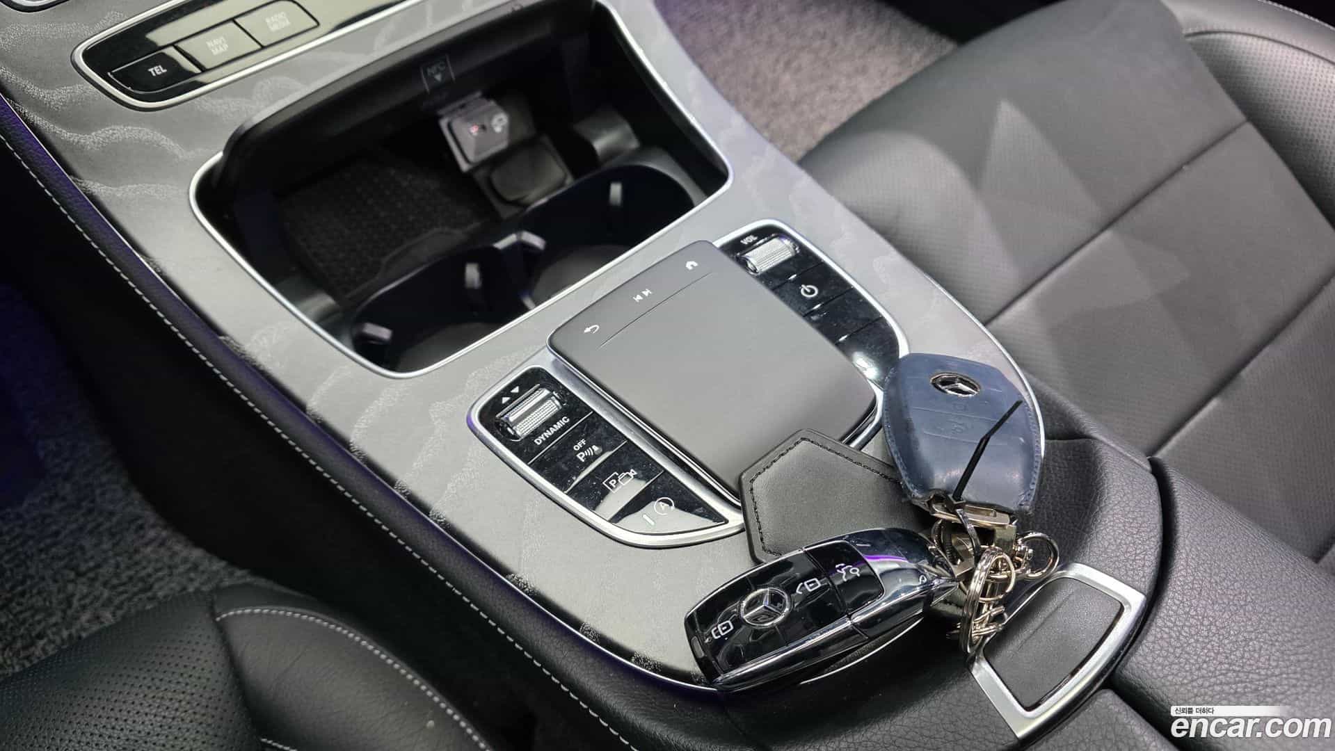 E-Class Mercedes-Benz 2022.2-INNER-009