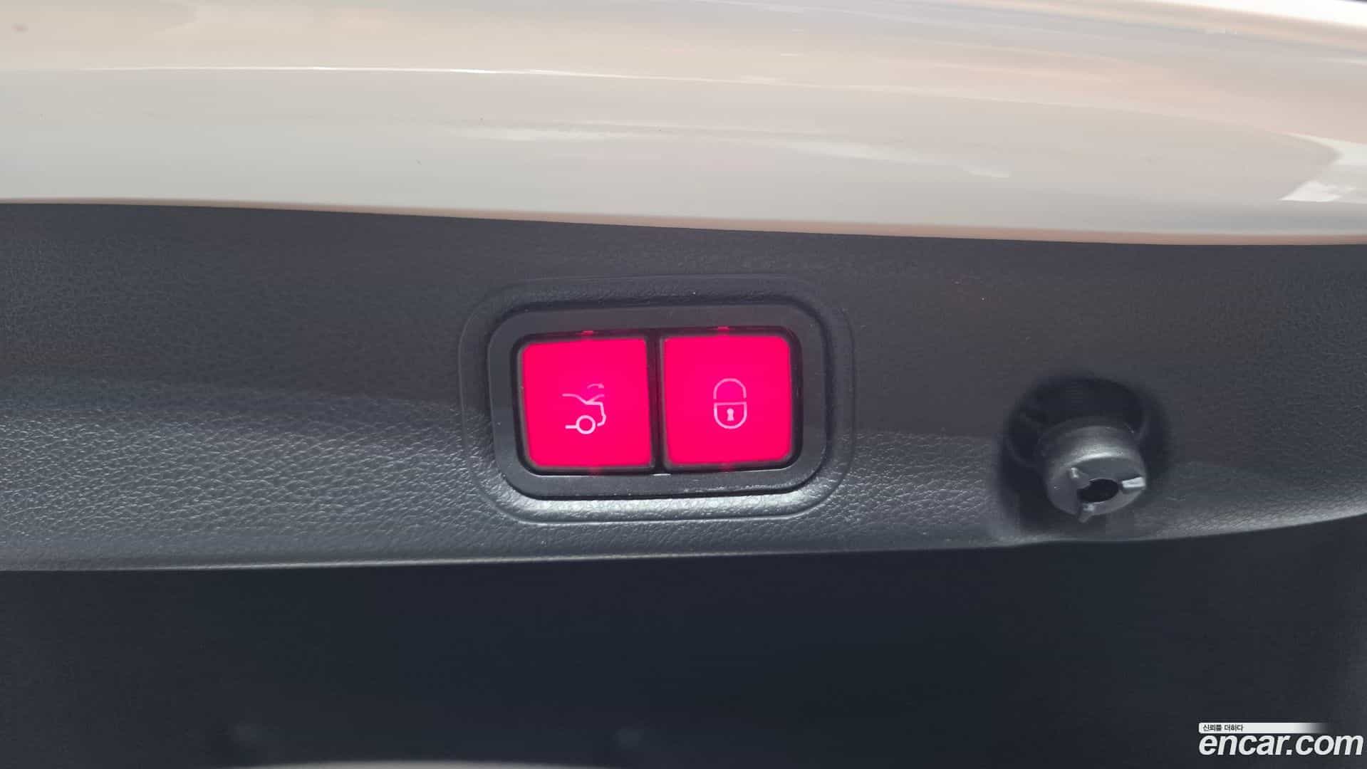 E-Class Mercedes-Benz 2022.2-OPTION-024