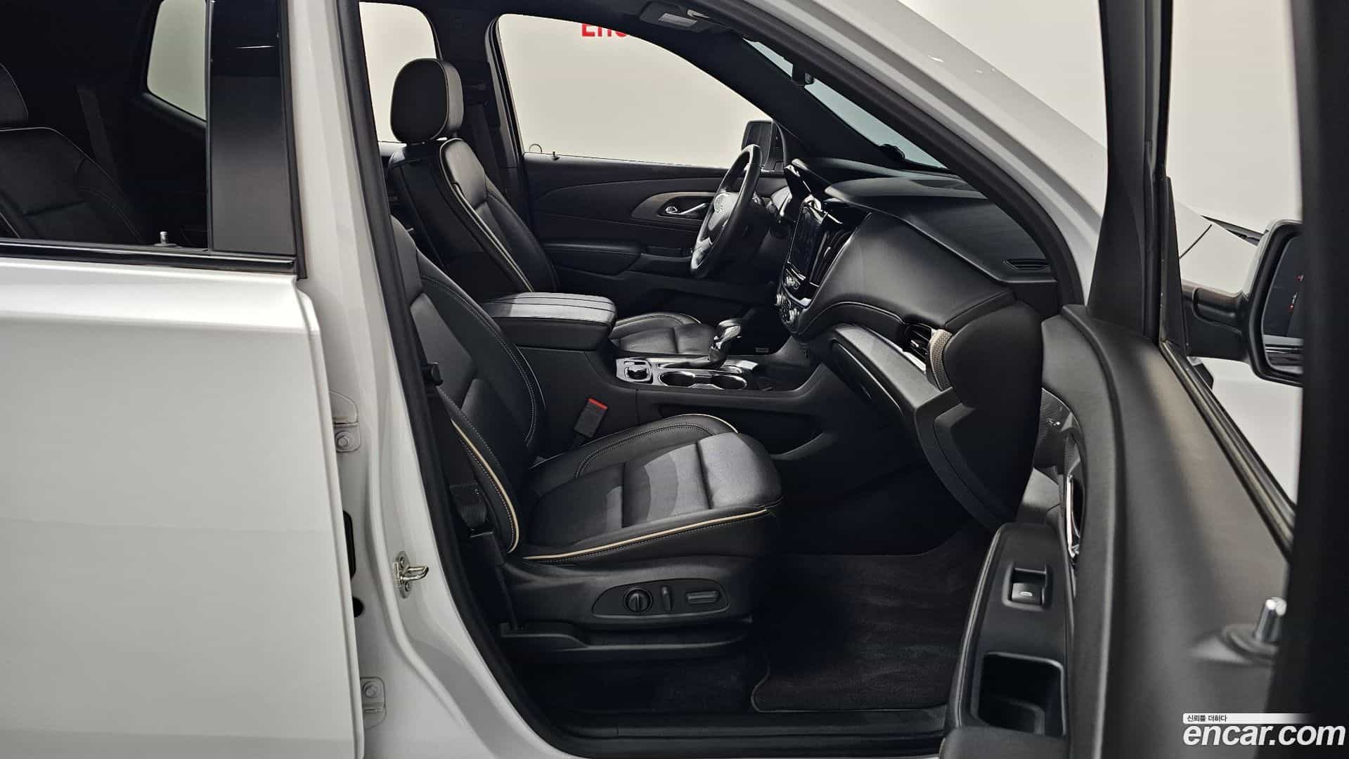Traverse Chevrolet 2022.6-OPTION-015