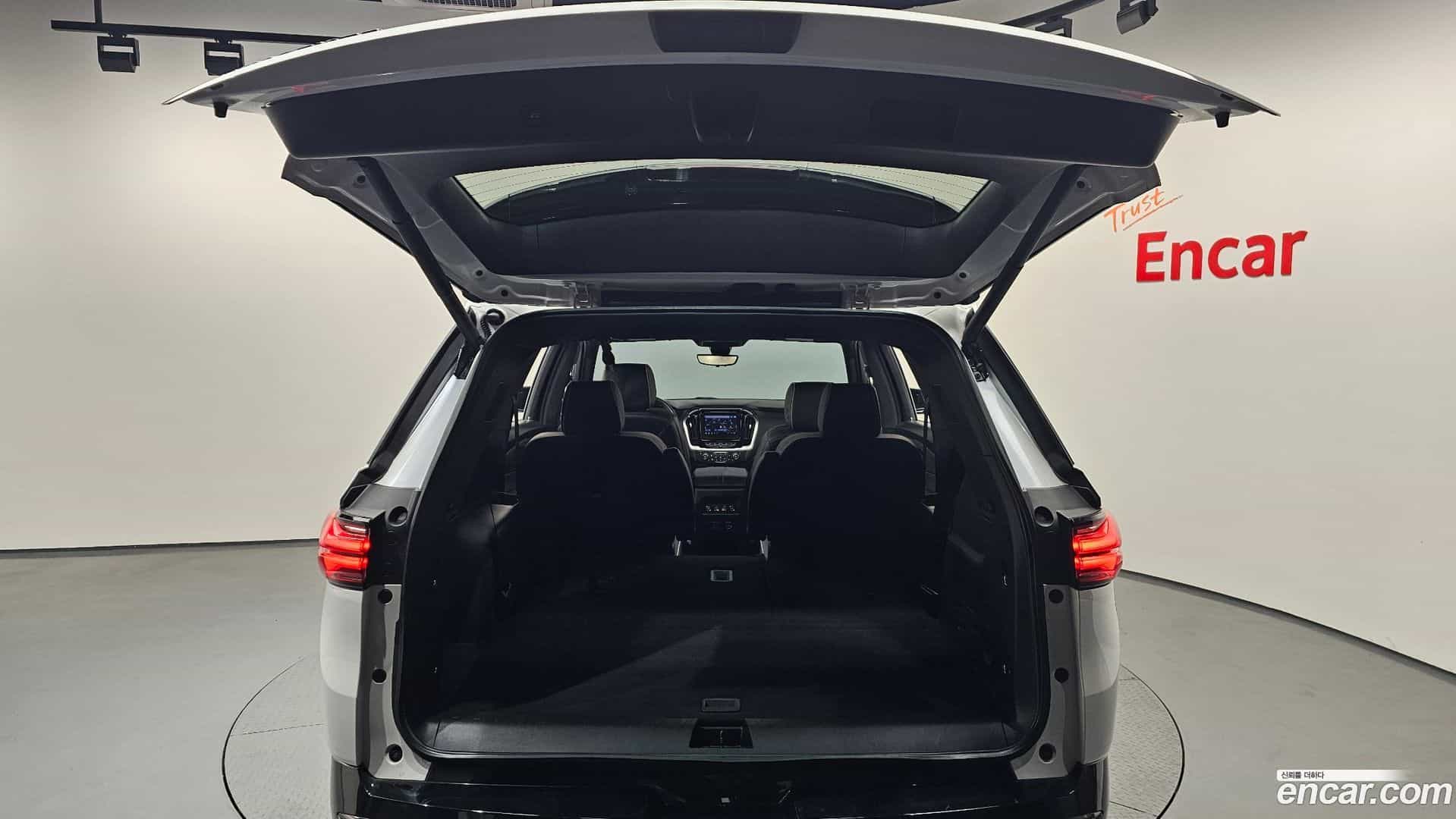 Traverse Chevrolet 2022.6-OPTION-024