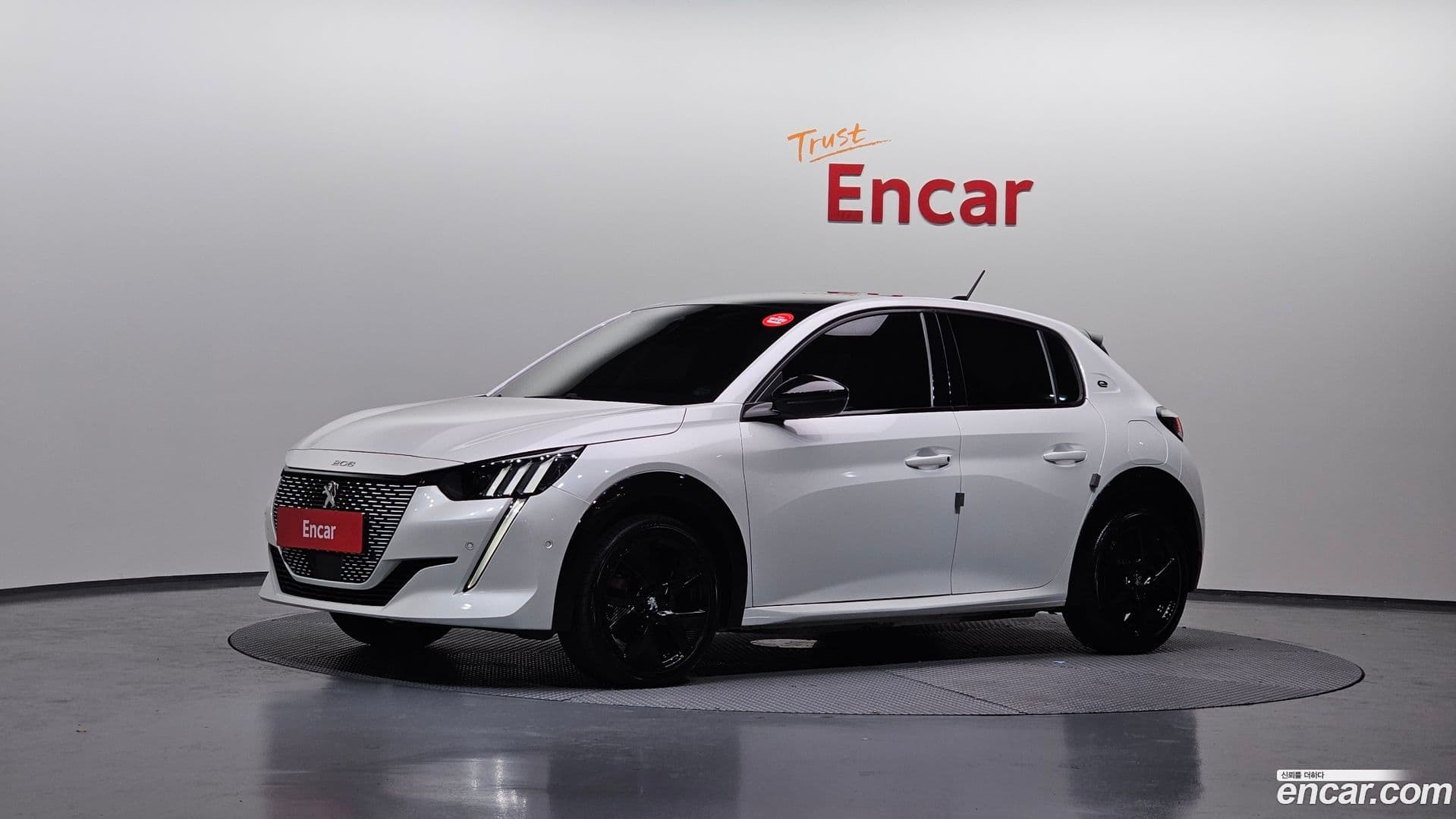Main__Slider__Photo:208 Peugeot 2022.2-0