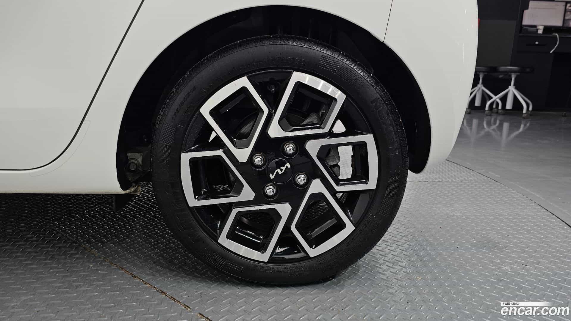 RAY Kia 2024.0-OUTER-005