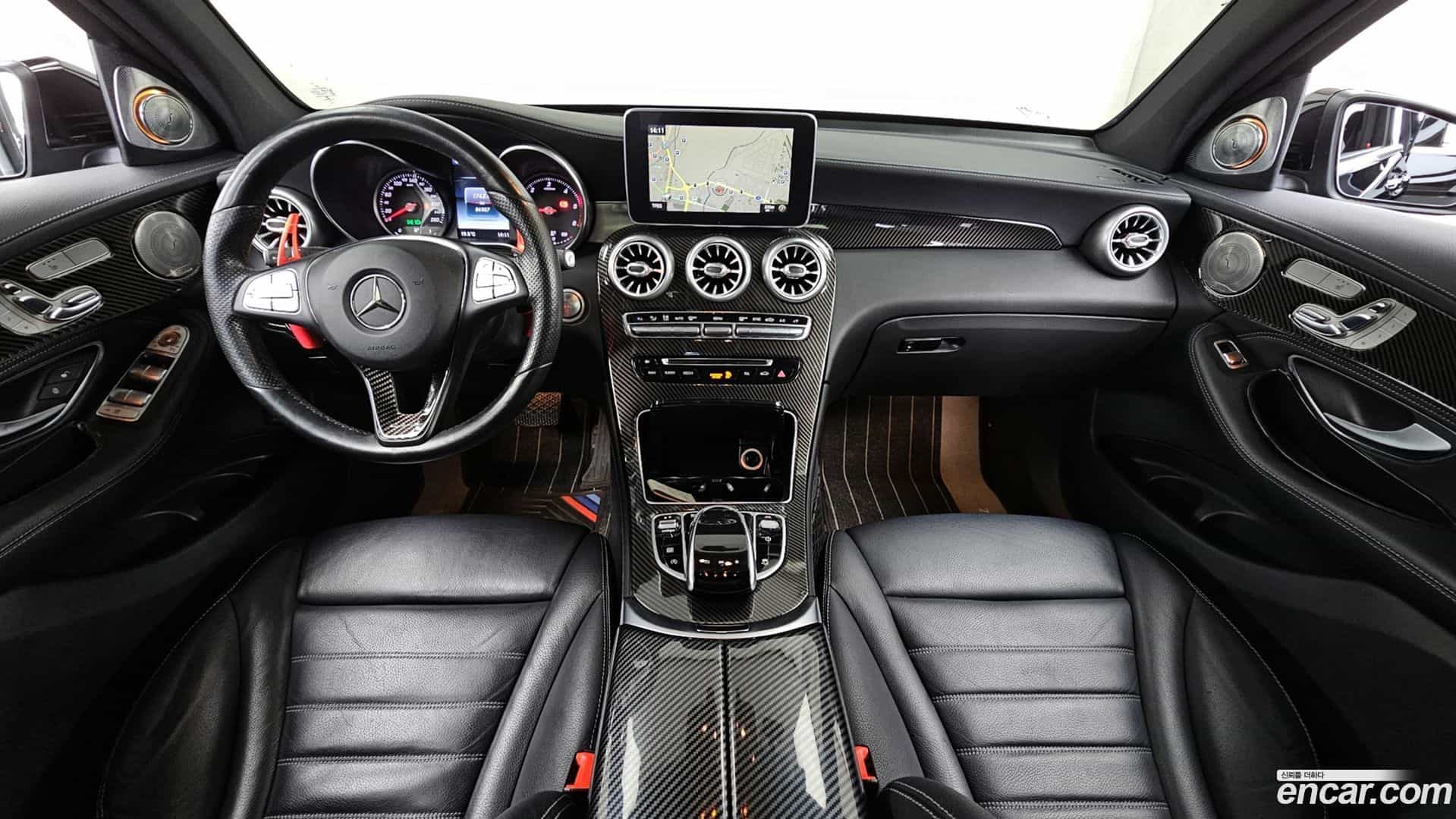 GLC-Class Mercedes-Benz 2017.3-INNER-007