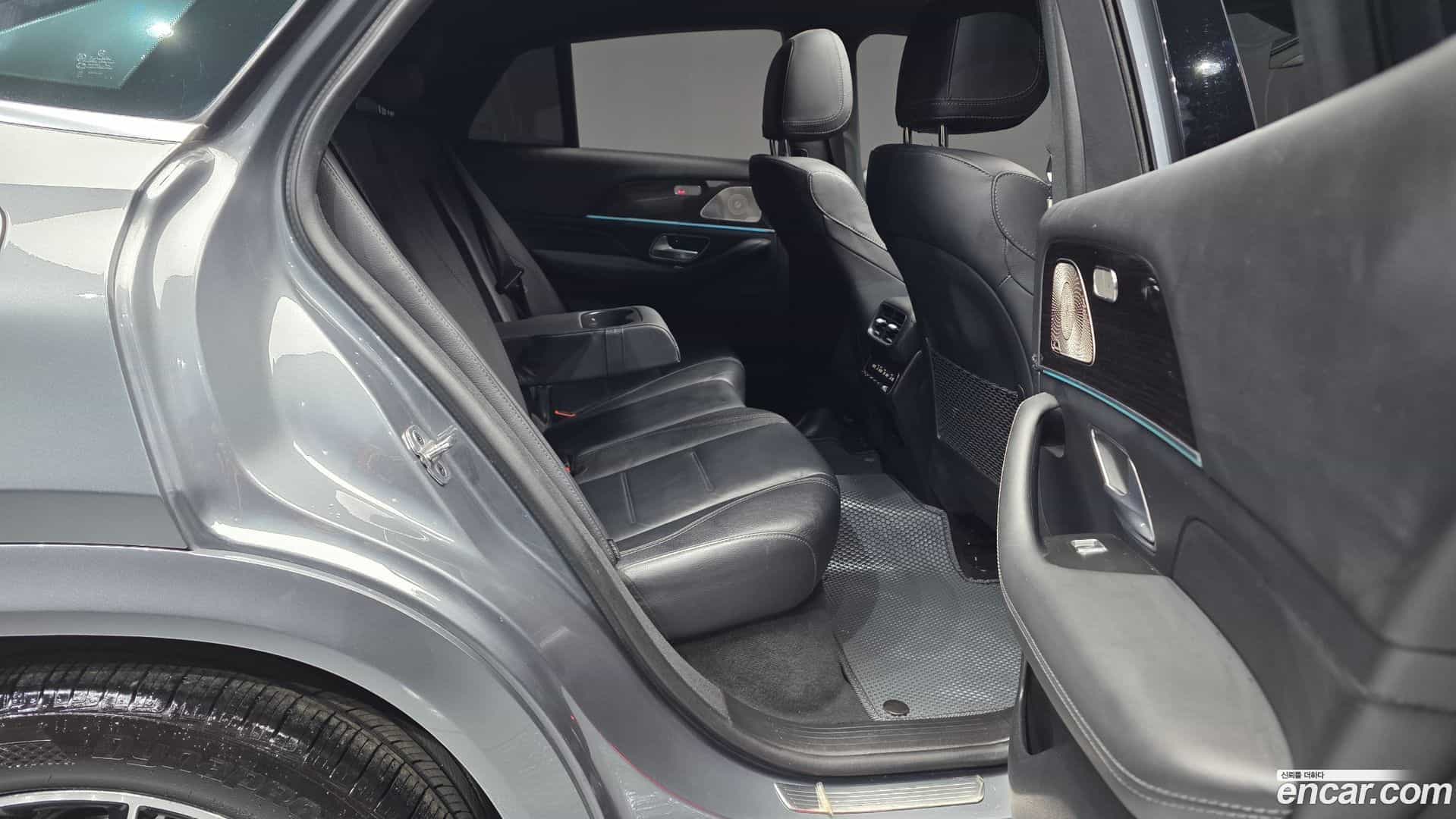 GLE-Class Mercedes-Benz 2022.2-OPTION-016