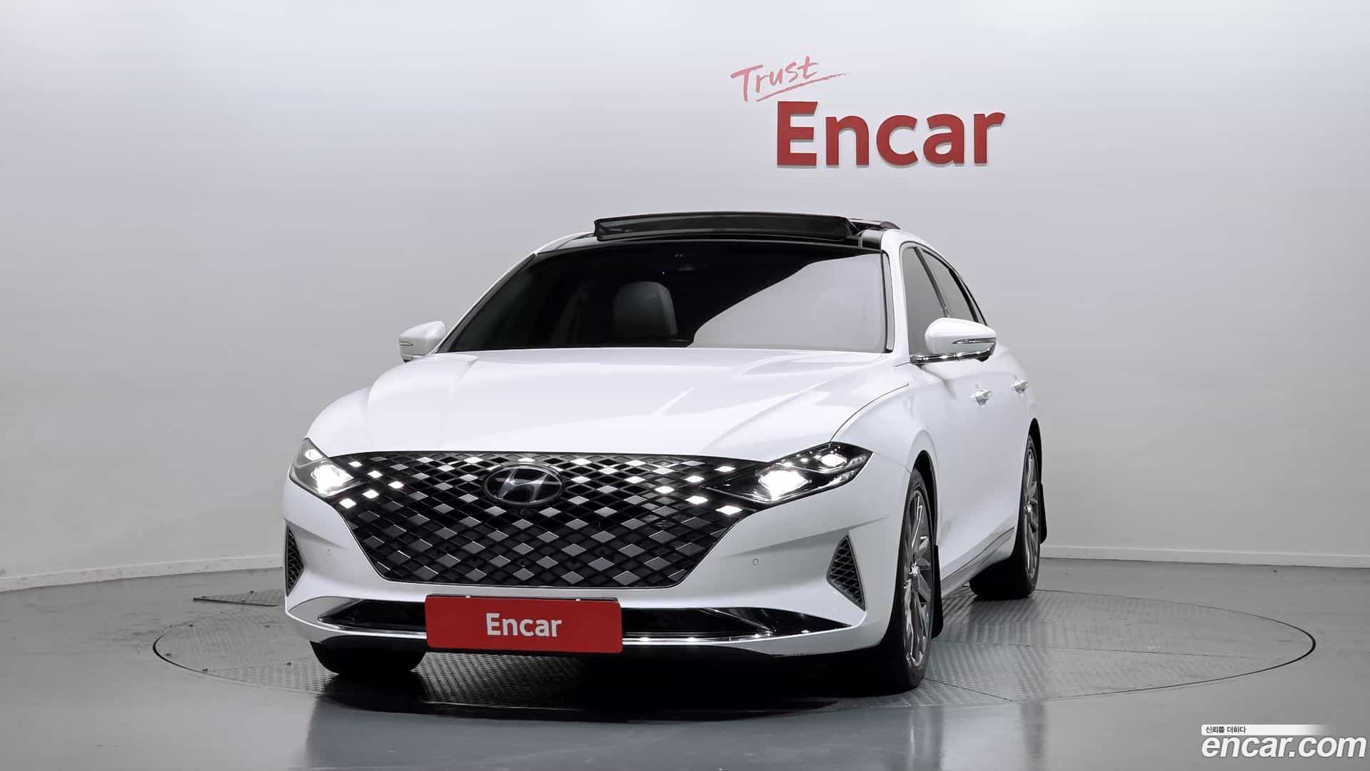Grandeur Hyundai 2020.1-OUTER-003