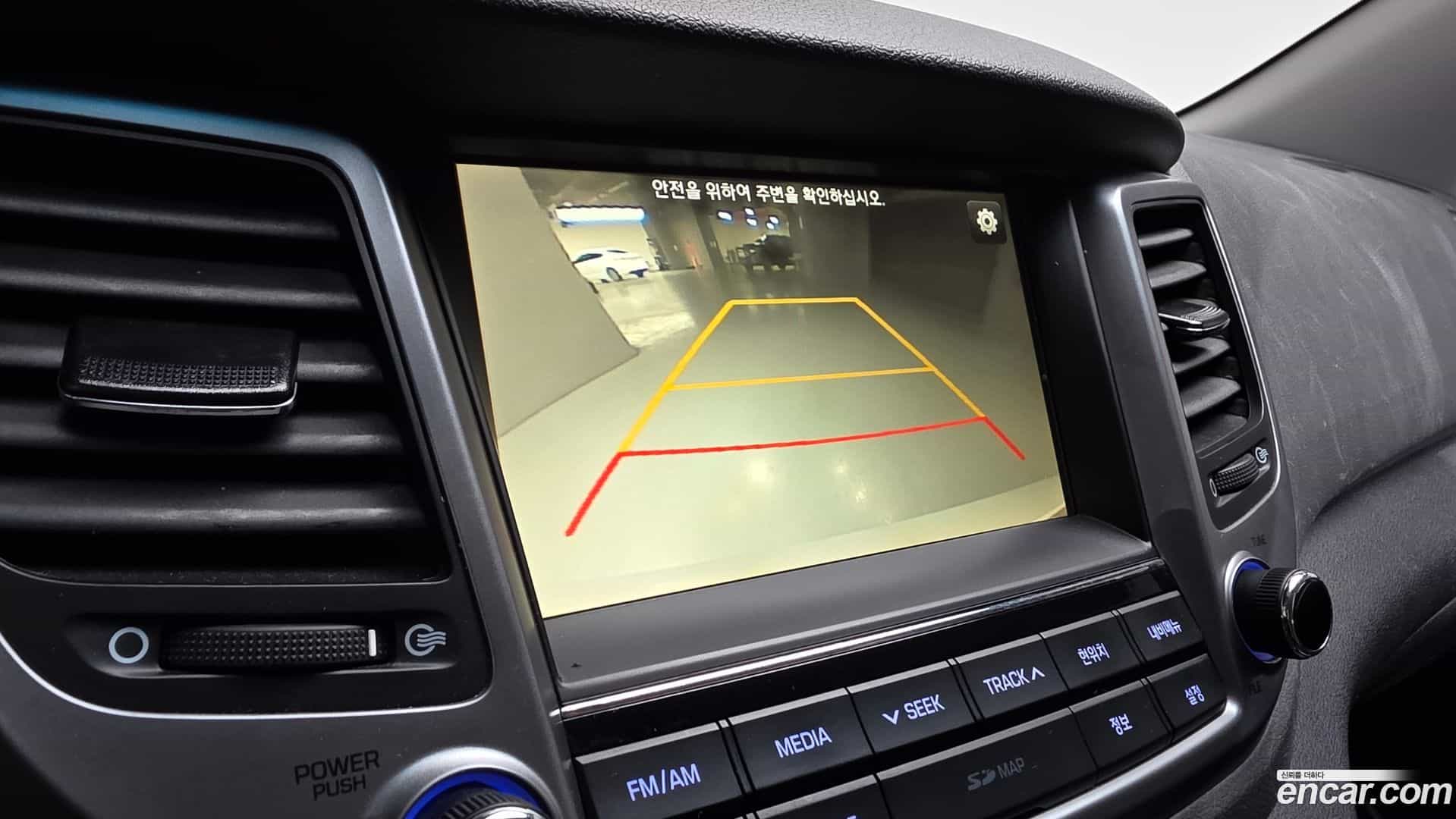 Tucson Hyundai 2018.6-OPTION-019