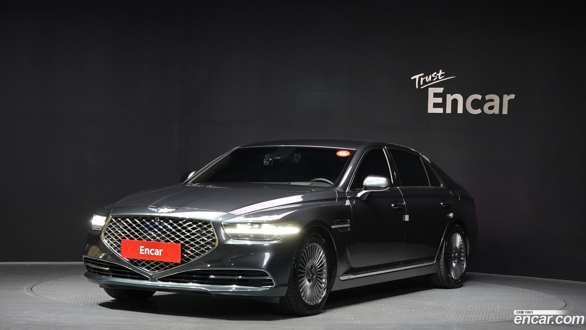 Main__Slider__Photo:G90 Genesis 2019.2-0
