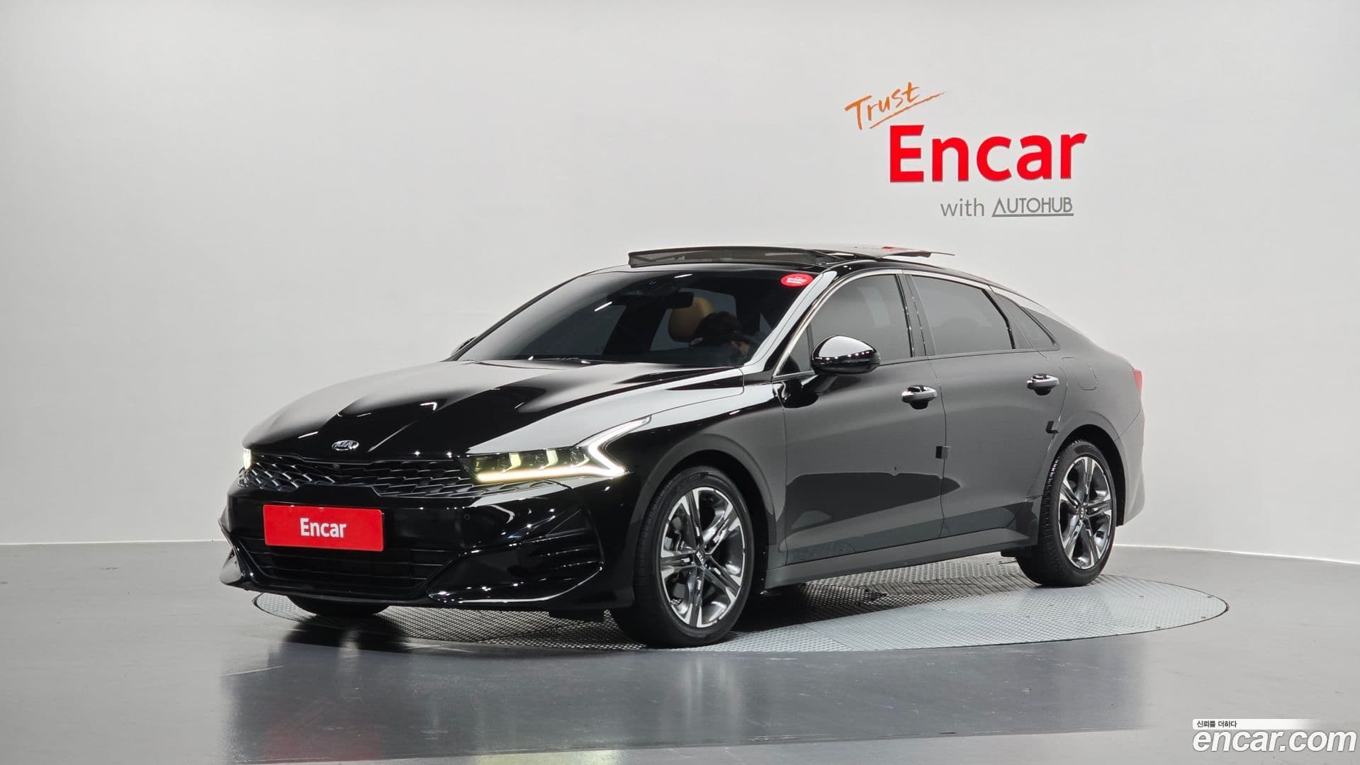 Main__Slider__Photo:K5 Kia 2021.1-0