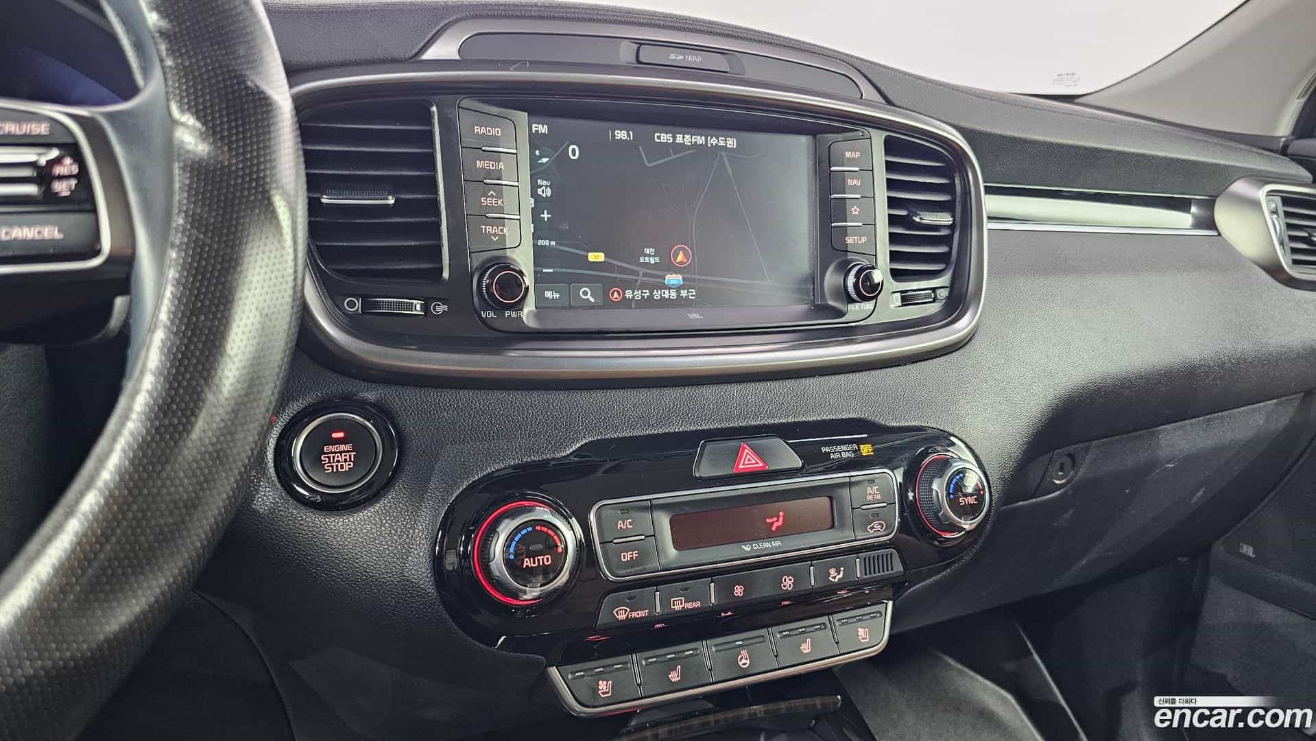 Sorento Kia 2018.2-OPTION-020
