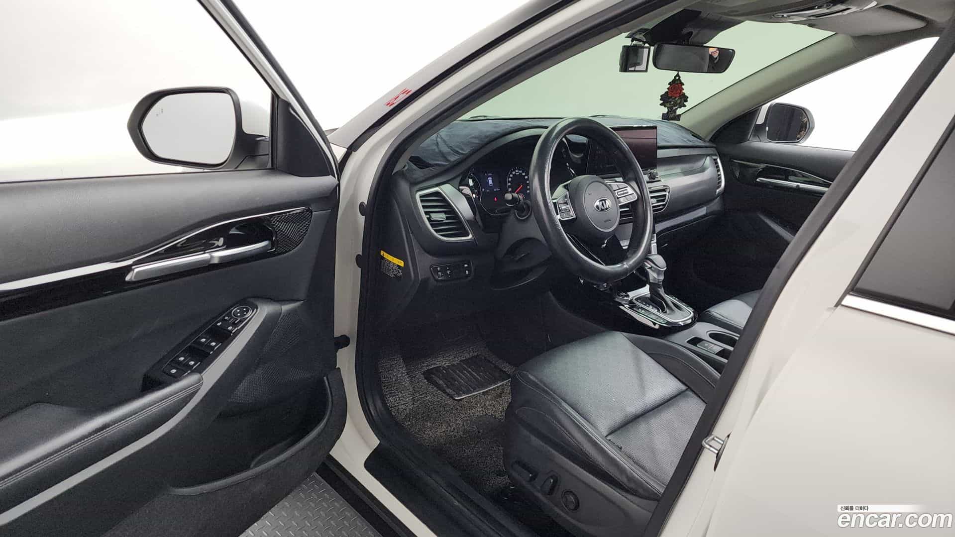 Seltos Kia 2019.10-INNER-010